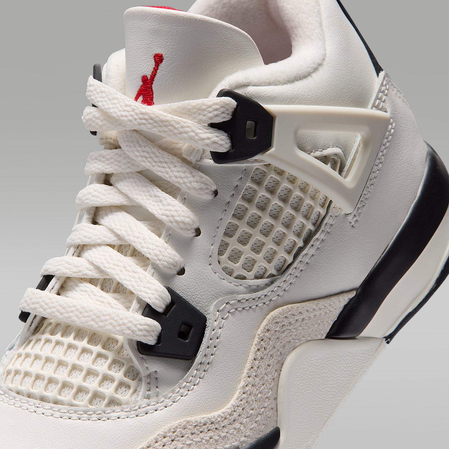 Jordan 4 Retro 'Flight Club'