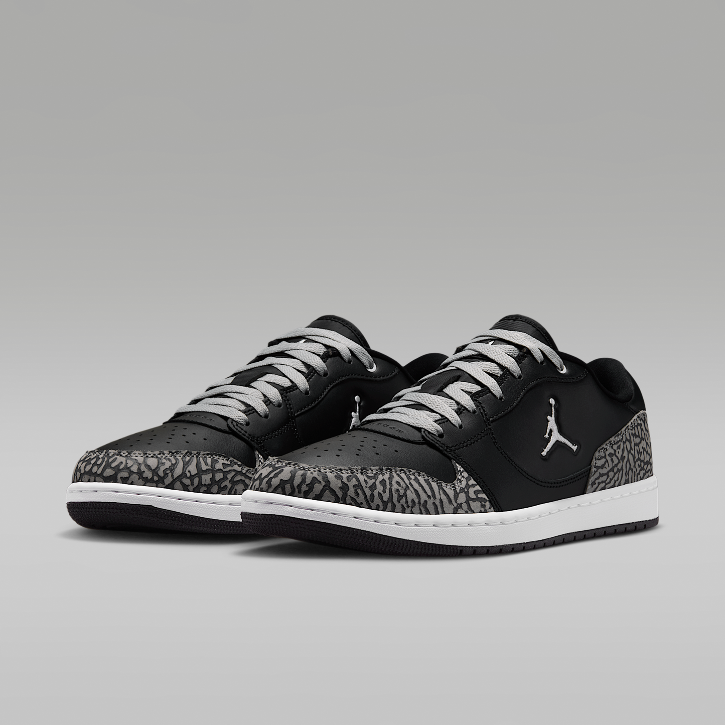 Jordan Court Connect Low SE