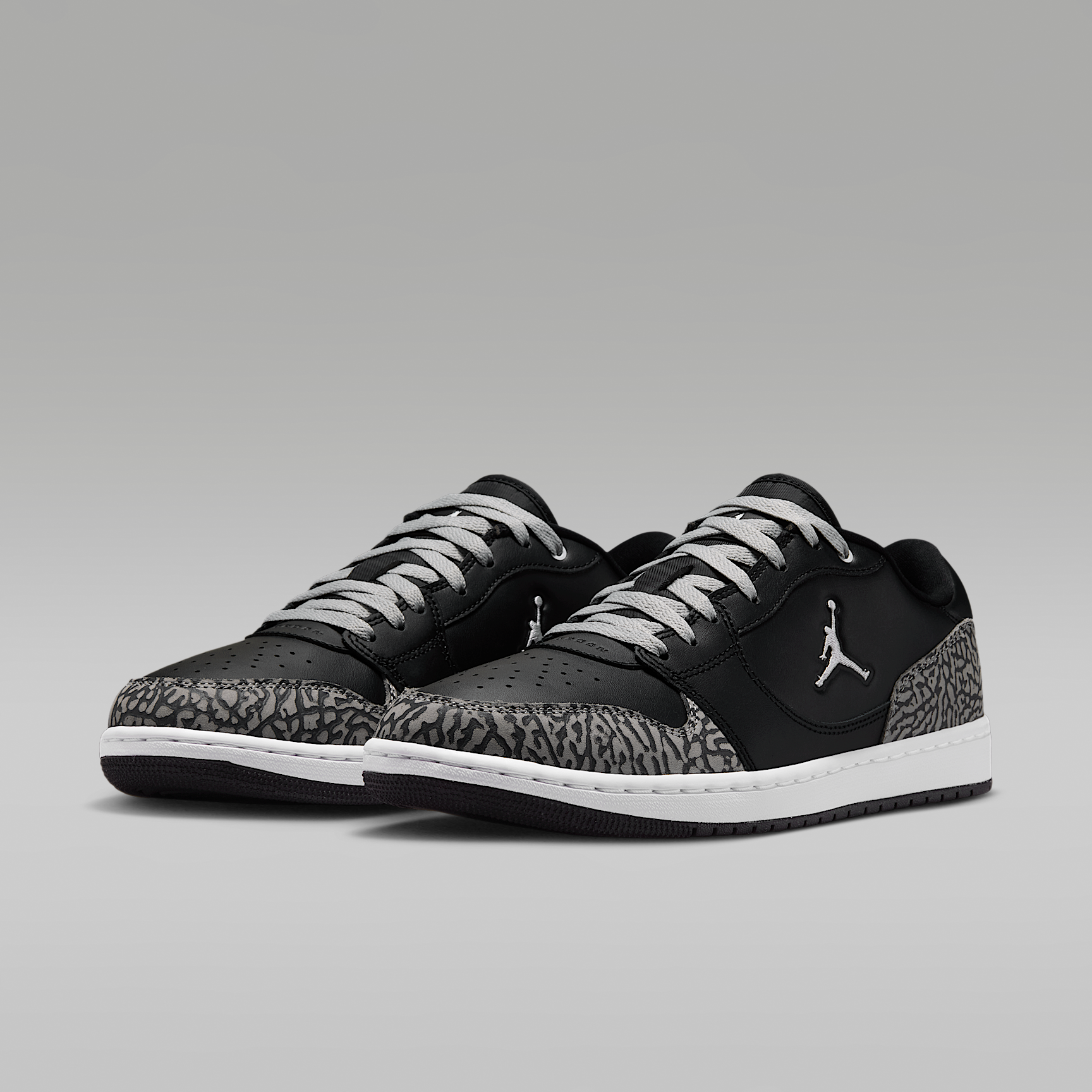 Jordan Court Connect Low SE