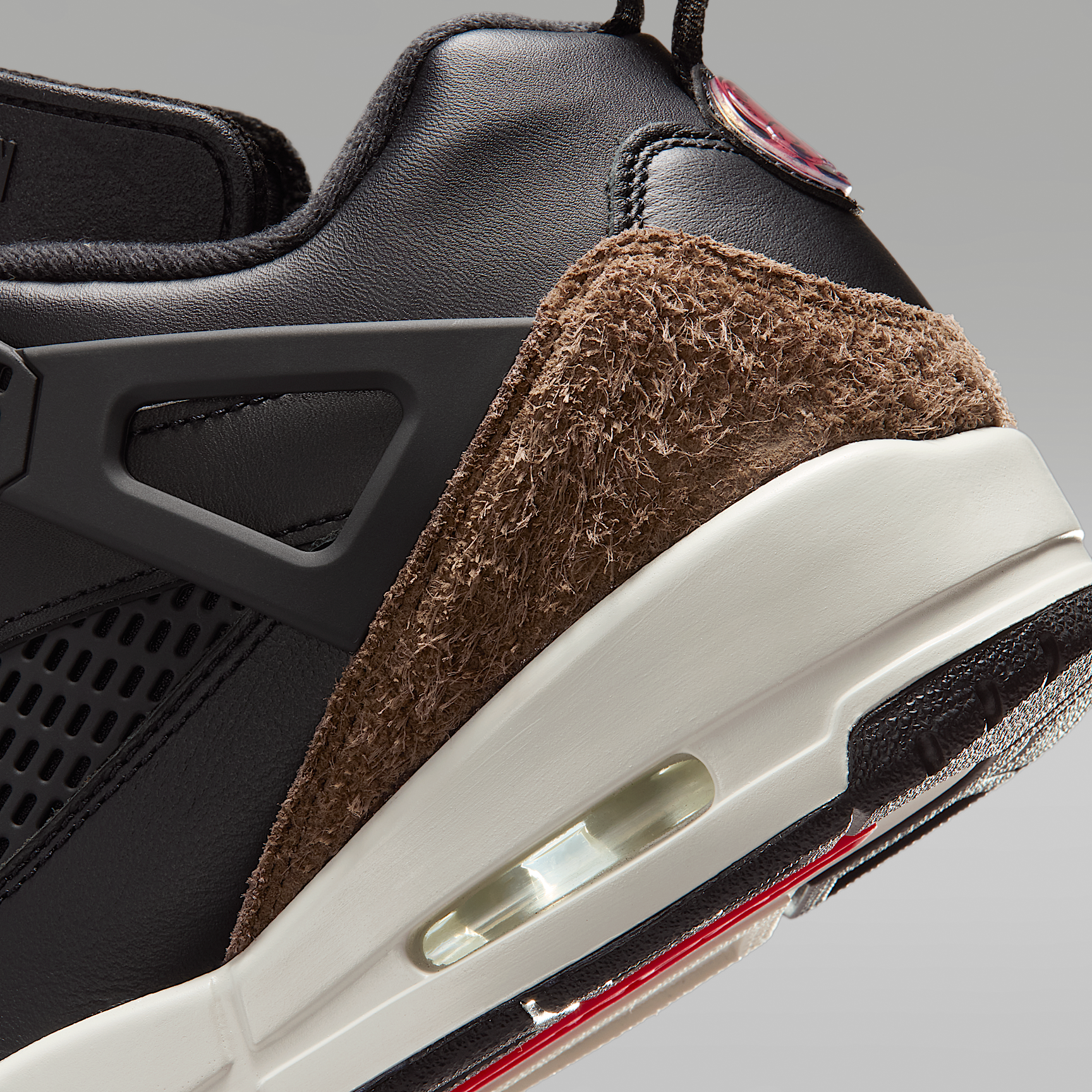 Jordan Spizike Low