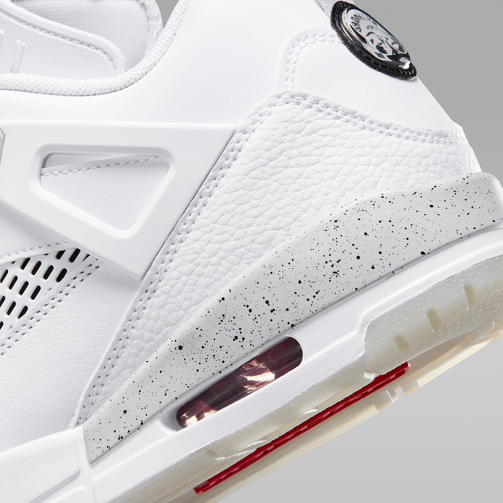 Jordan Spizike Low