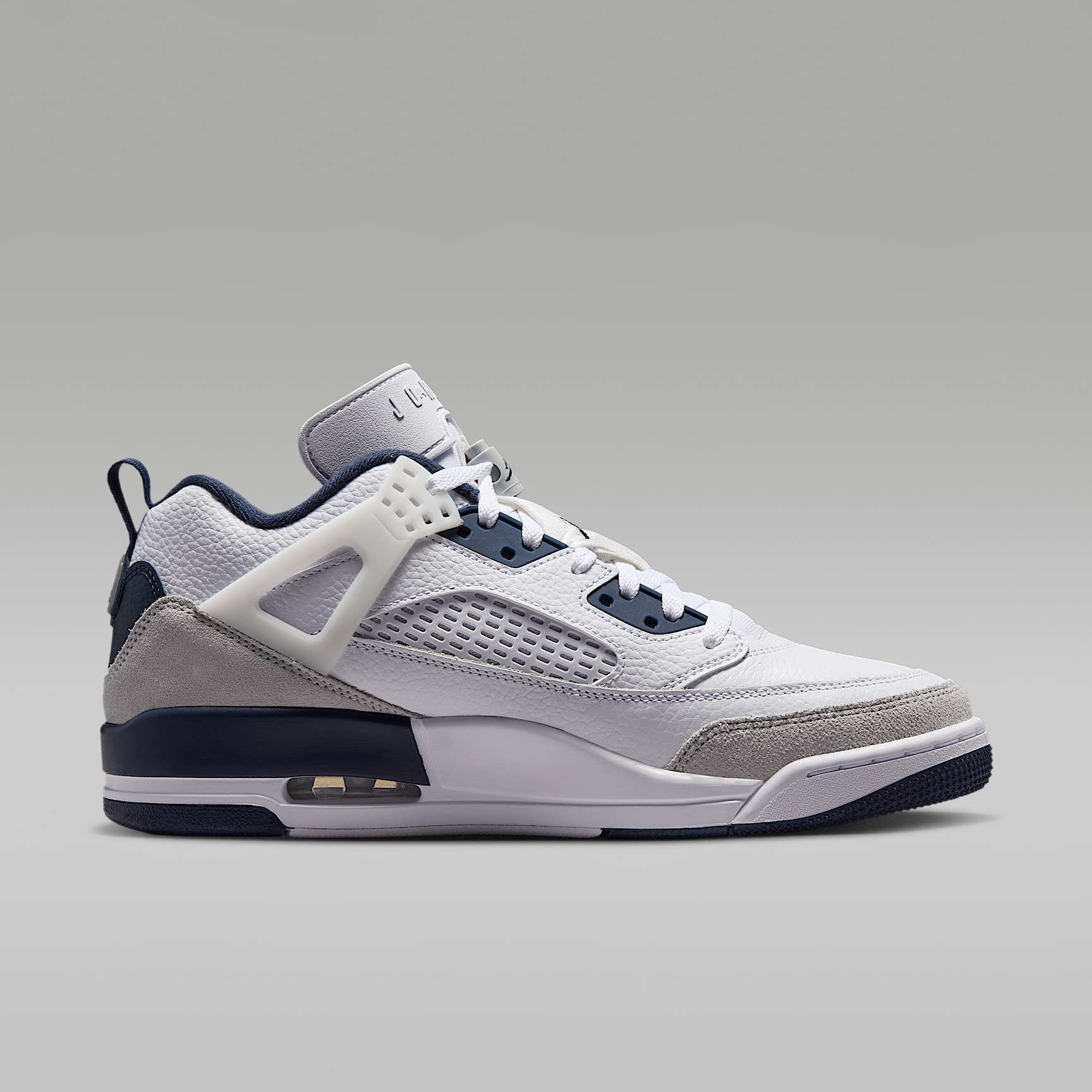 Jordan Spizike Low