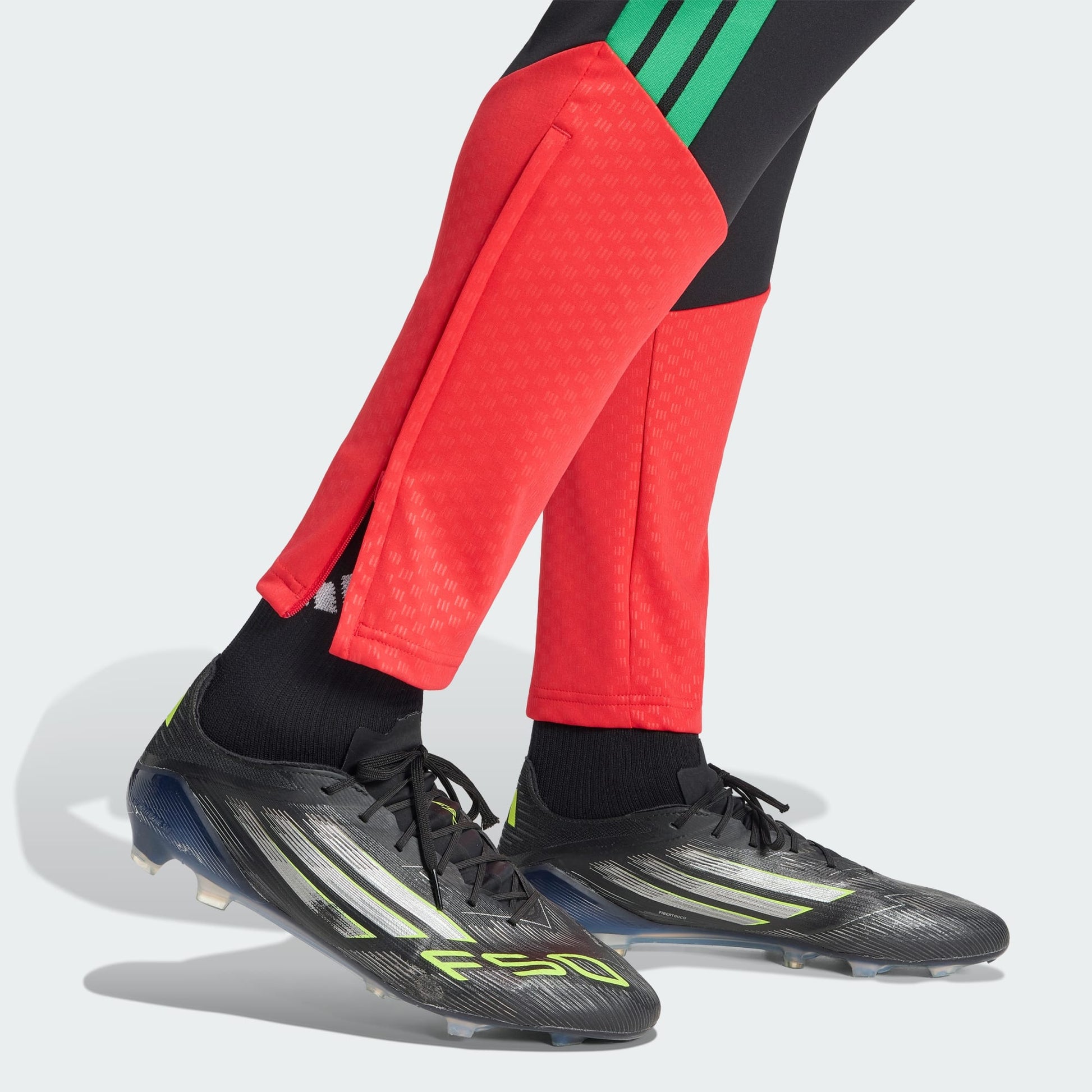 Jamaica 26 x Bob Marley Tiro Training Trousers