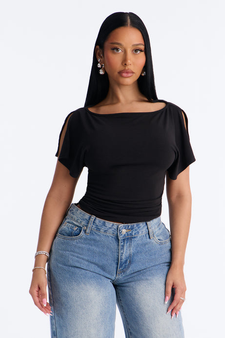 Juliette Ruched Split Short Sleeve Top