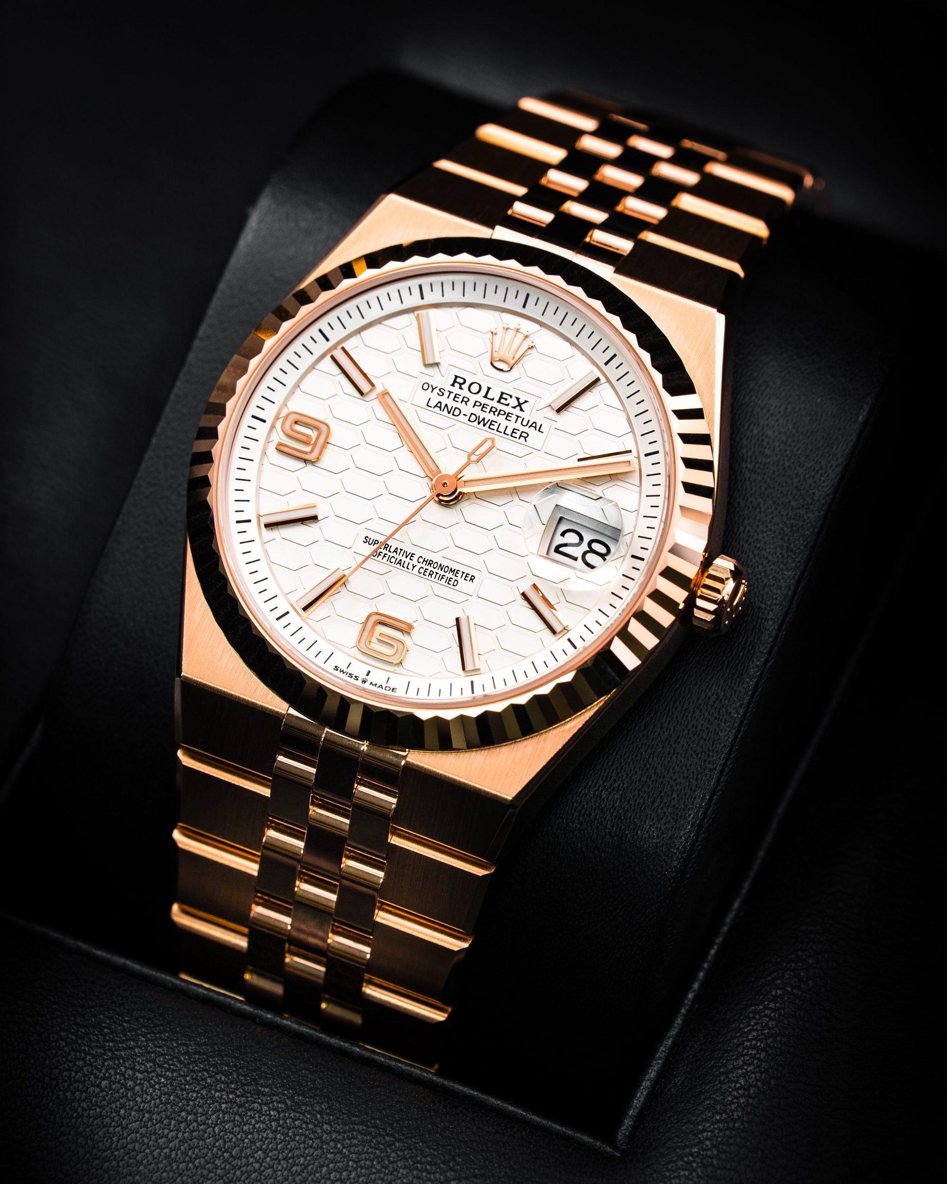 Rolex Land-Dweller 127335