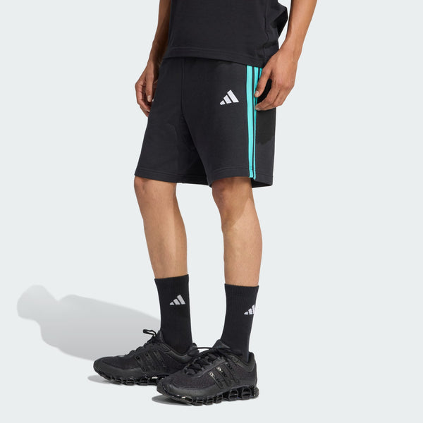 MERCEDES - AMG PETRONAS FORMULA 1 TEAM DNA SHORT