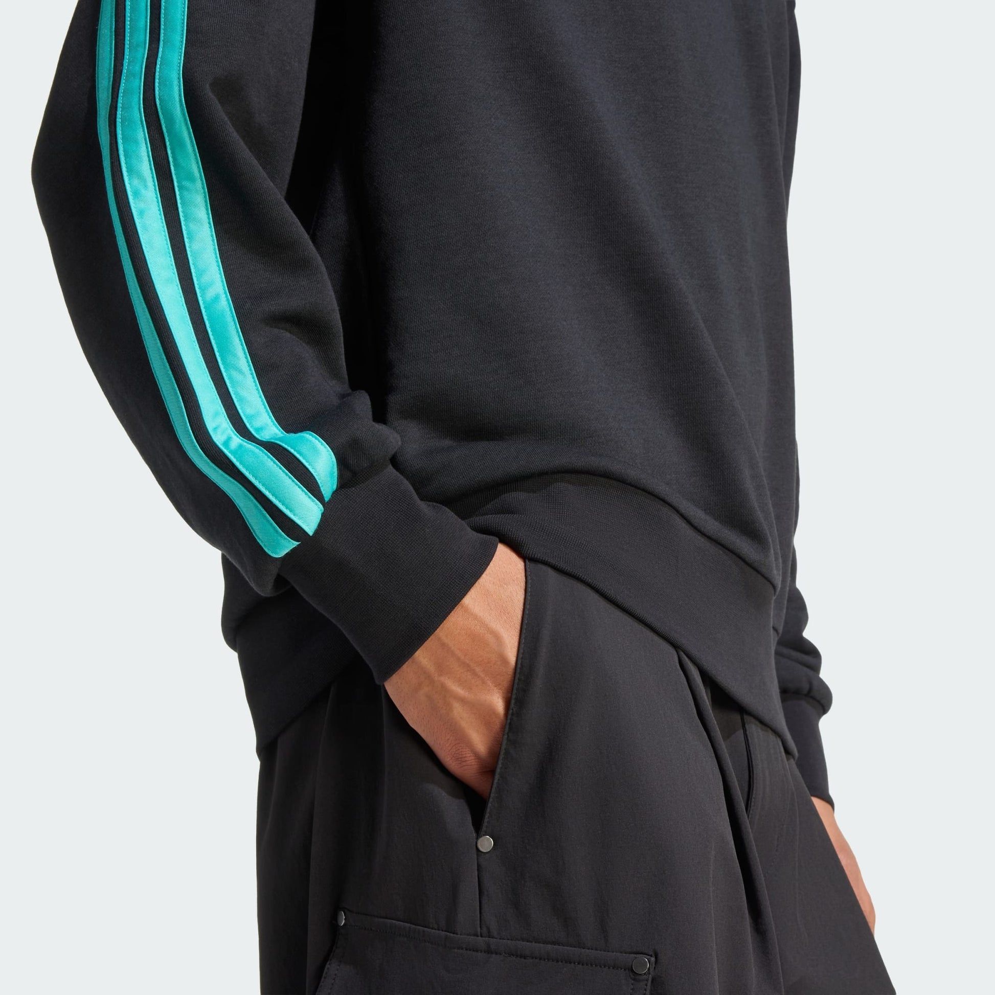 MERCEDES - AMG PETRONAS FORMULA 1 TEAM DNA SWEAT TOP