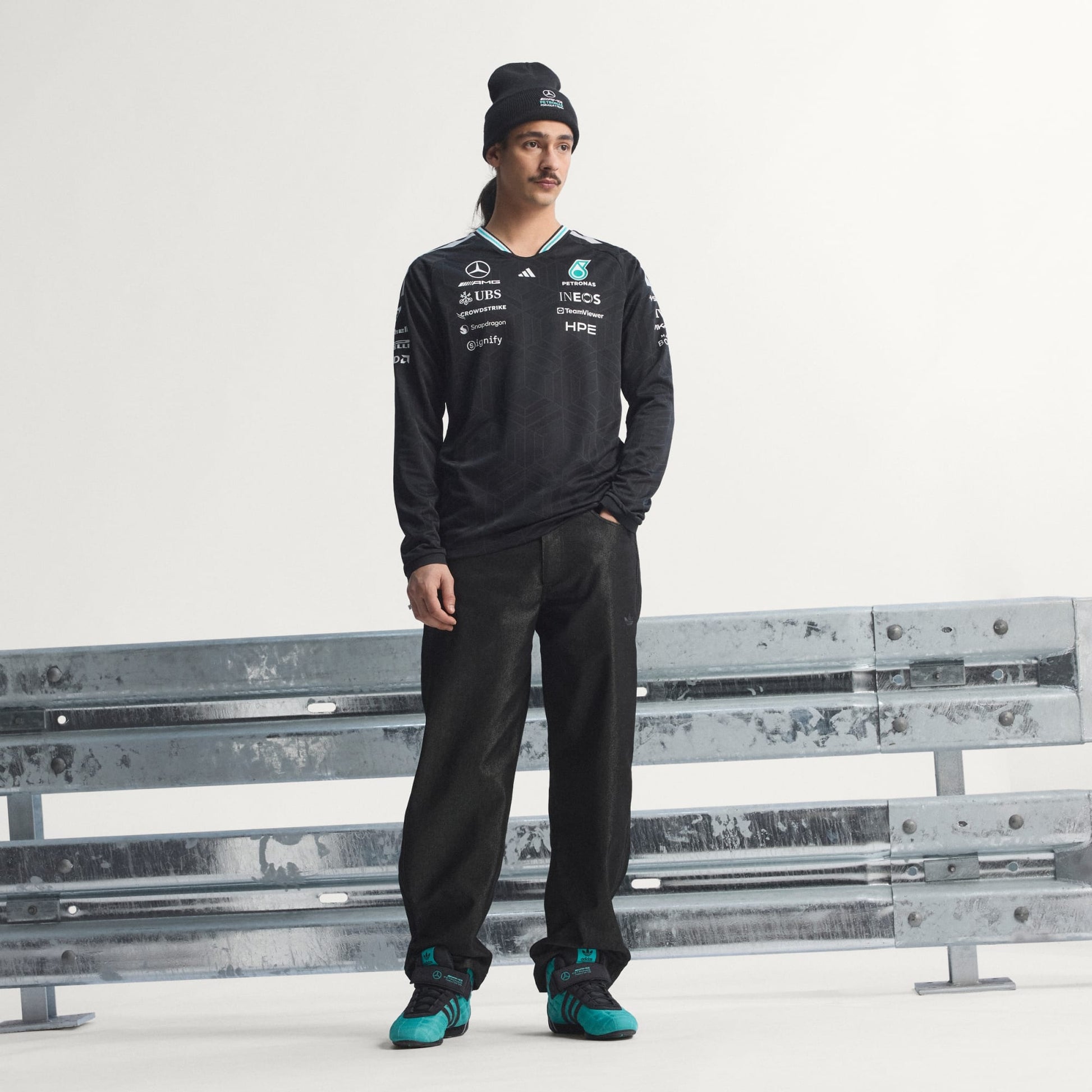 MERCEDES - AMG PETRONAS FORMULA 1 TEAM DRIVER JERSEY AUTHENTIC LONGSLEEVE