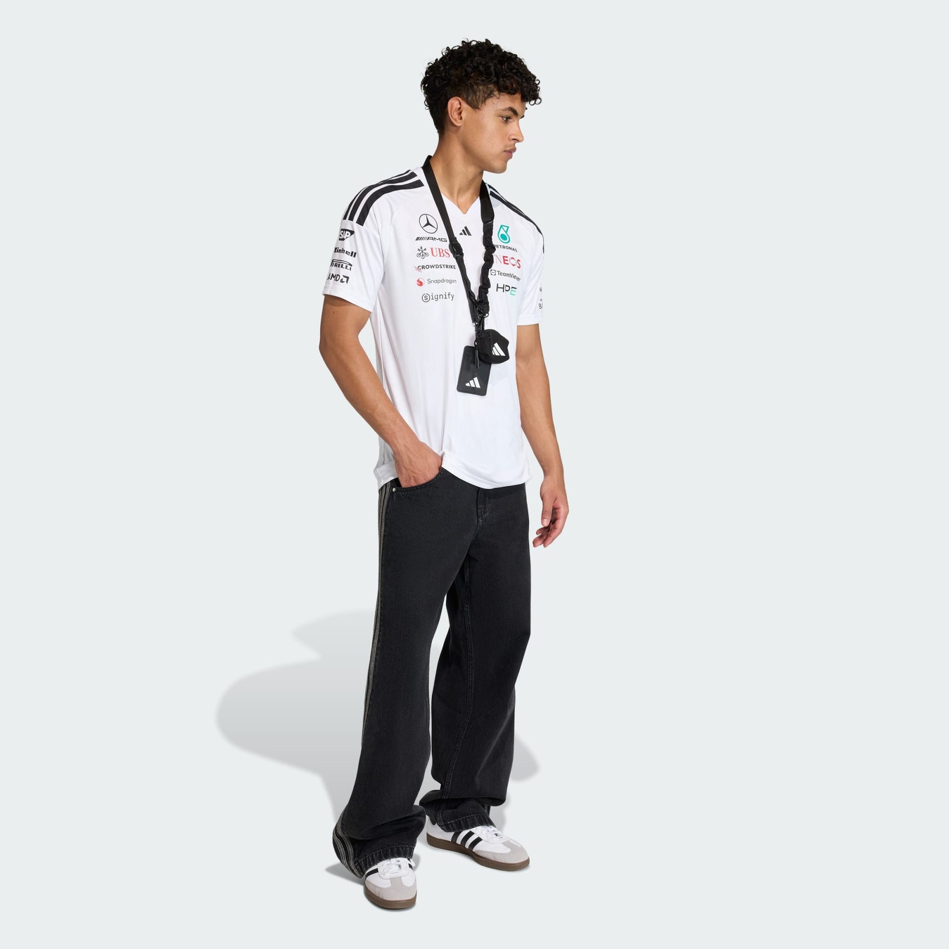 MERCEDES - AMG PETRONAS FORMULA 1 TEAM DRIVER JERSEY
