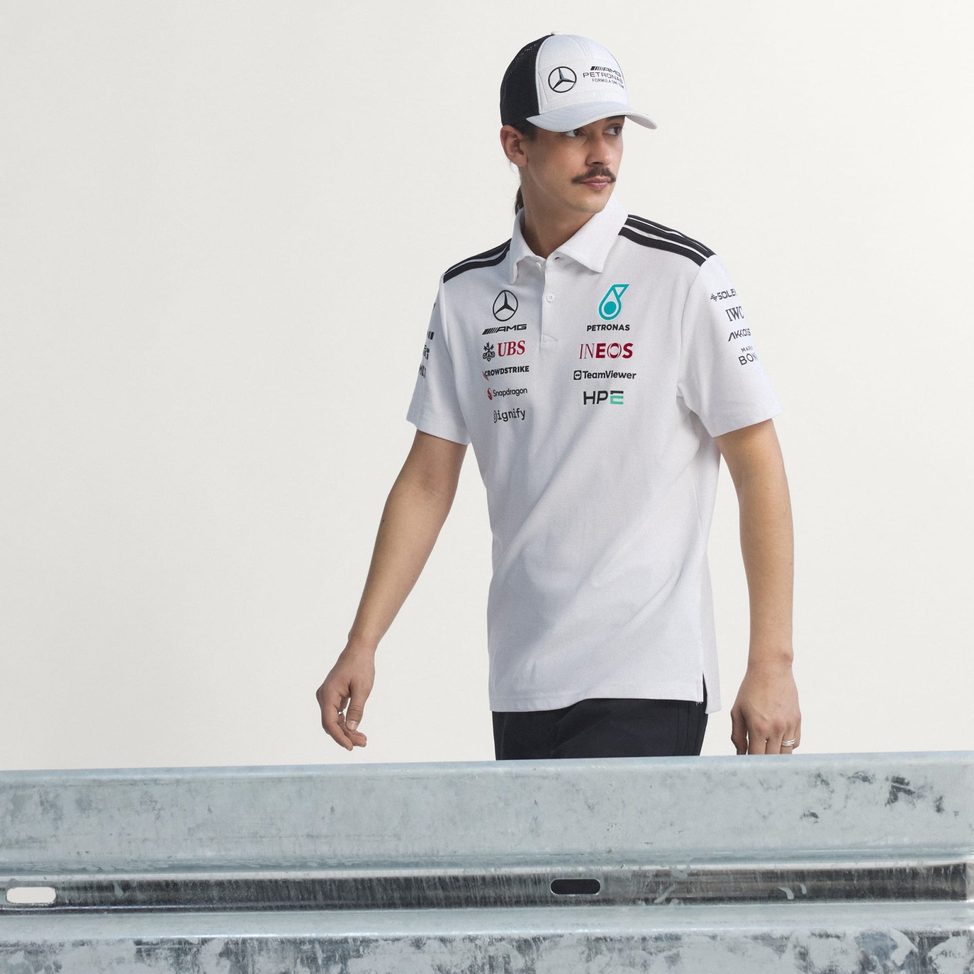 MERCEDES - AMG PETRONAS FORMULA 1 TEAM ENGINEERS POLO Shirt