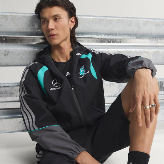 MERCEDES - AMG PETRONAS FORMULA 1 TEAM MECHANICS RAIN JACKET