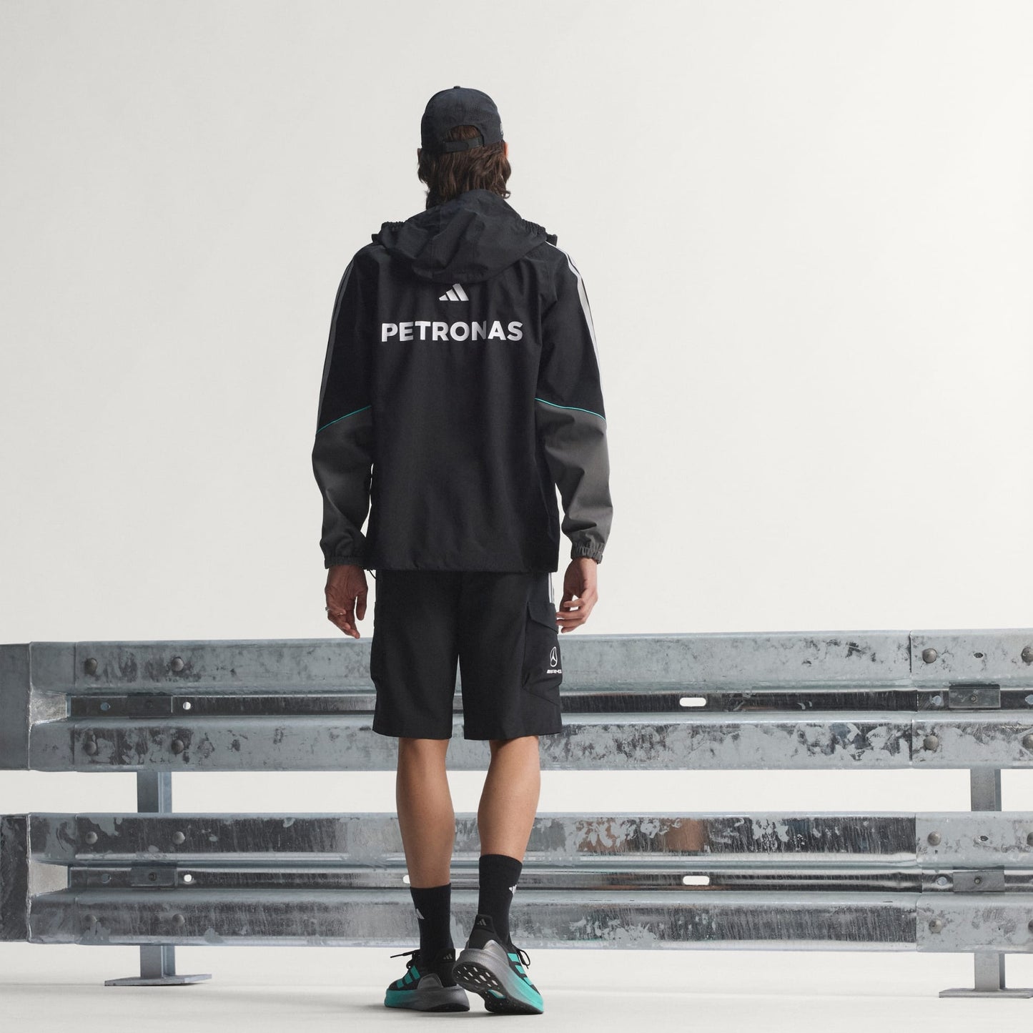 MERCEDES - AMG PETRONAS FORMULA 1 TEAM MECHANICS RAIN JACKET