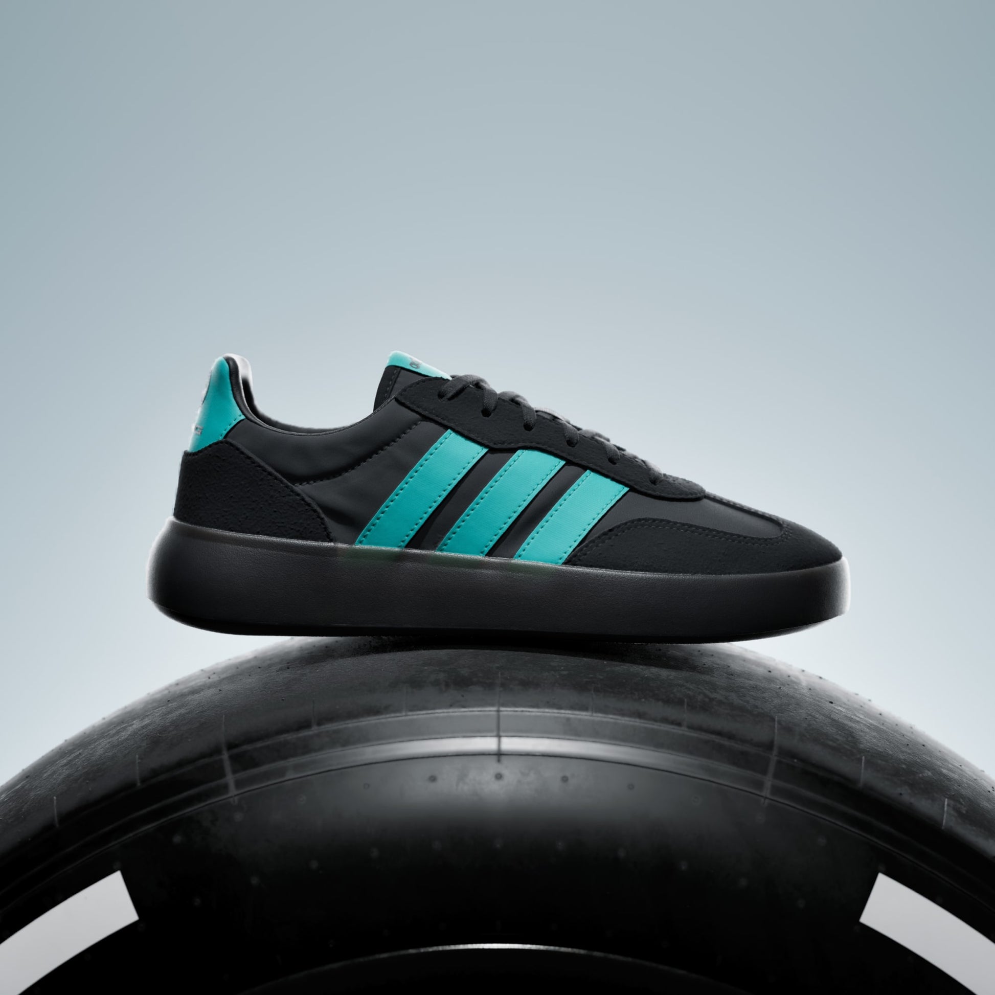 MERCEDES - AMG PETRONAS FORMULA ONE TEAM BARREDA DECODE SHOES