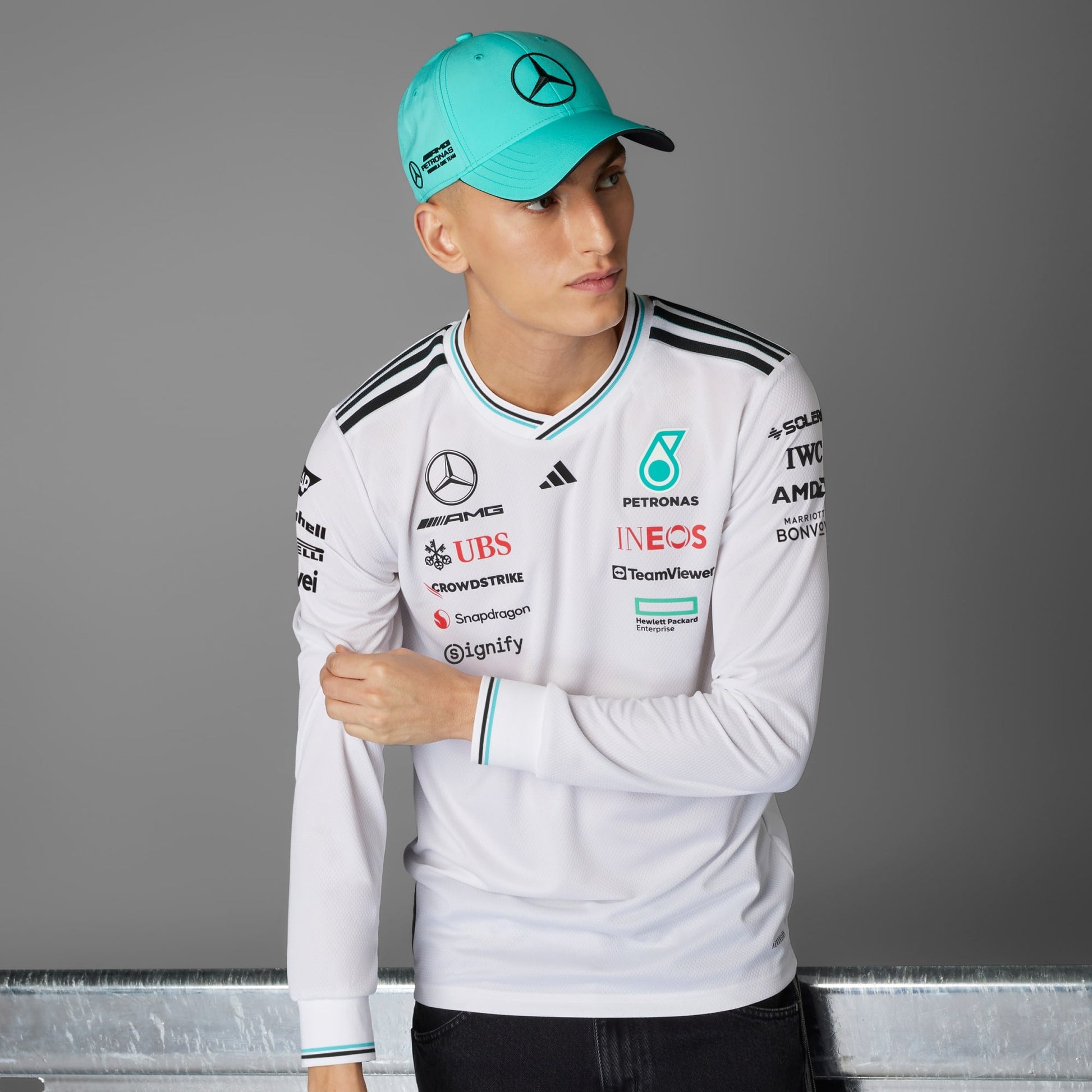 MERCEDES - AMG PETRONAS FORMULA ONE TEAM DRIVER CAP