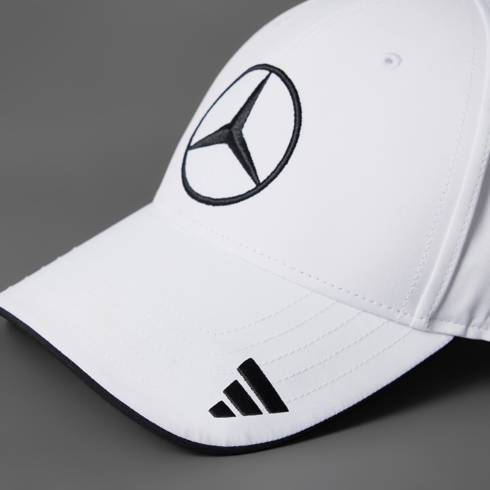 MERCEDES - AMG PETRONAS FORMULA ONE TEAM DRIVER CAP