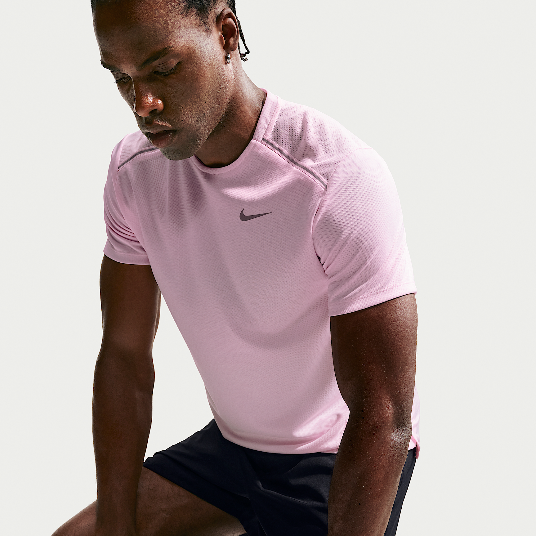 Nike Miler Men's Dri-FIT Short-Sleeve T-Shirt