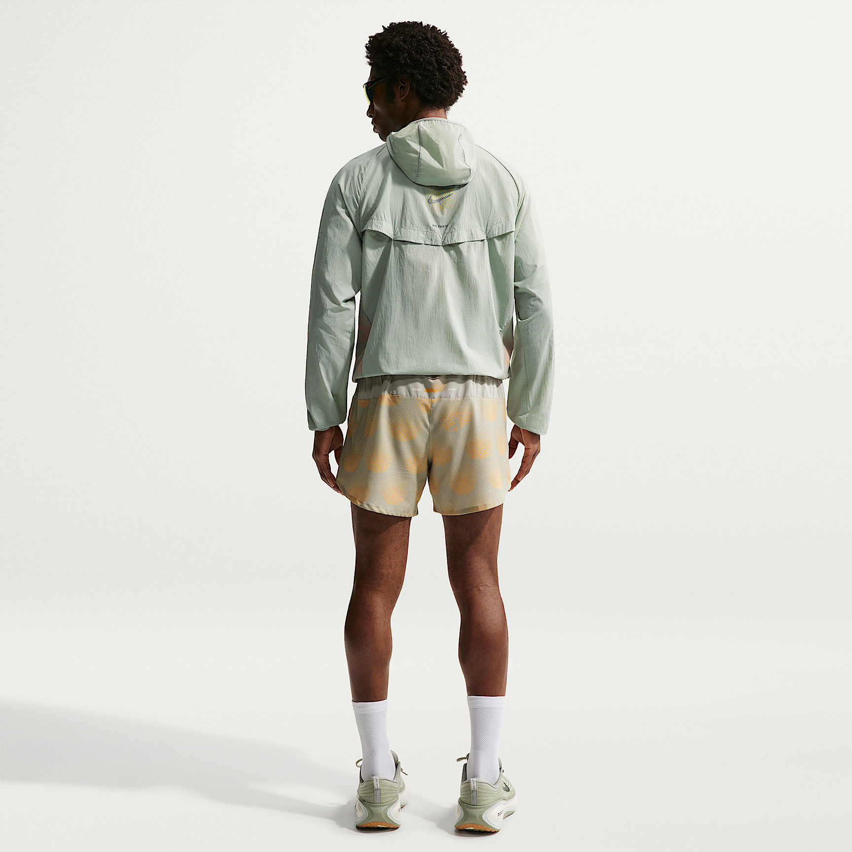 Nike Stride Men's Repel UV Protection Running Jacket