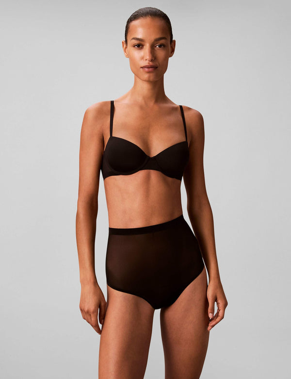 Minimalist Mesh Seamless Sculpted Thong