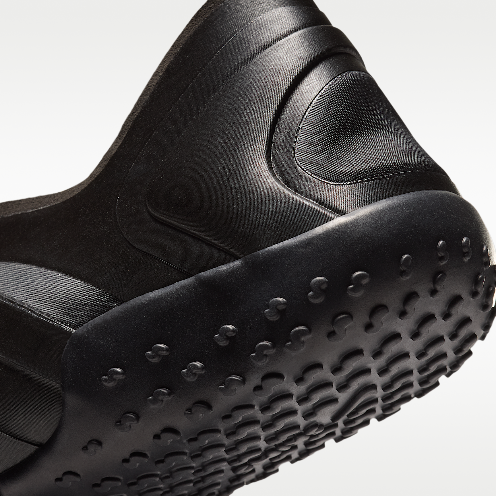 NikeSKIMS Rift Satin