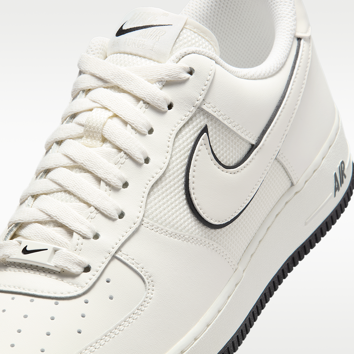 Nike Air Force 1 '07