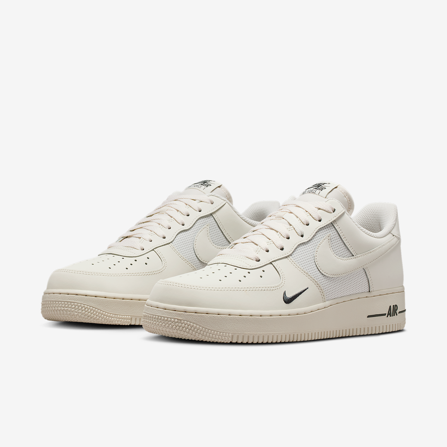Nike Air Force 1 '07 LV8