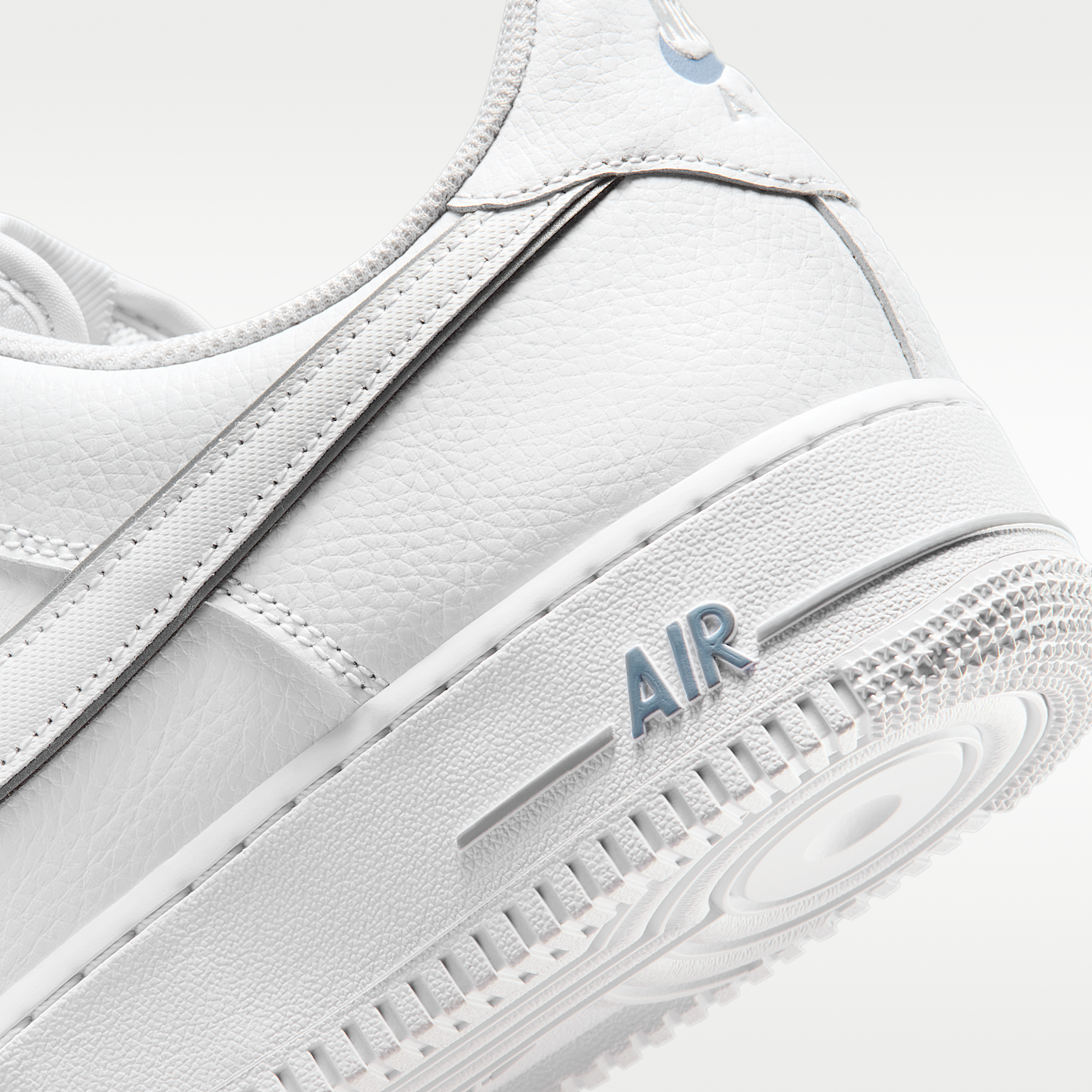 Nike Air Force 1 '07 LV8