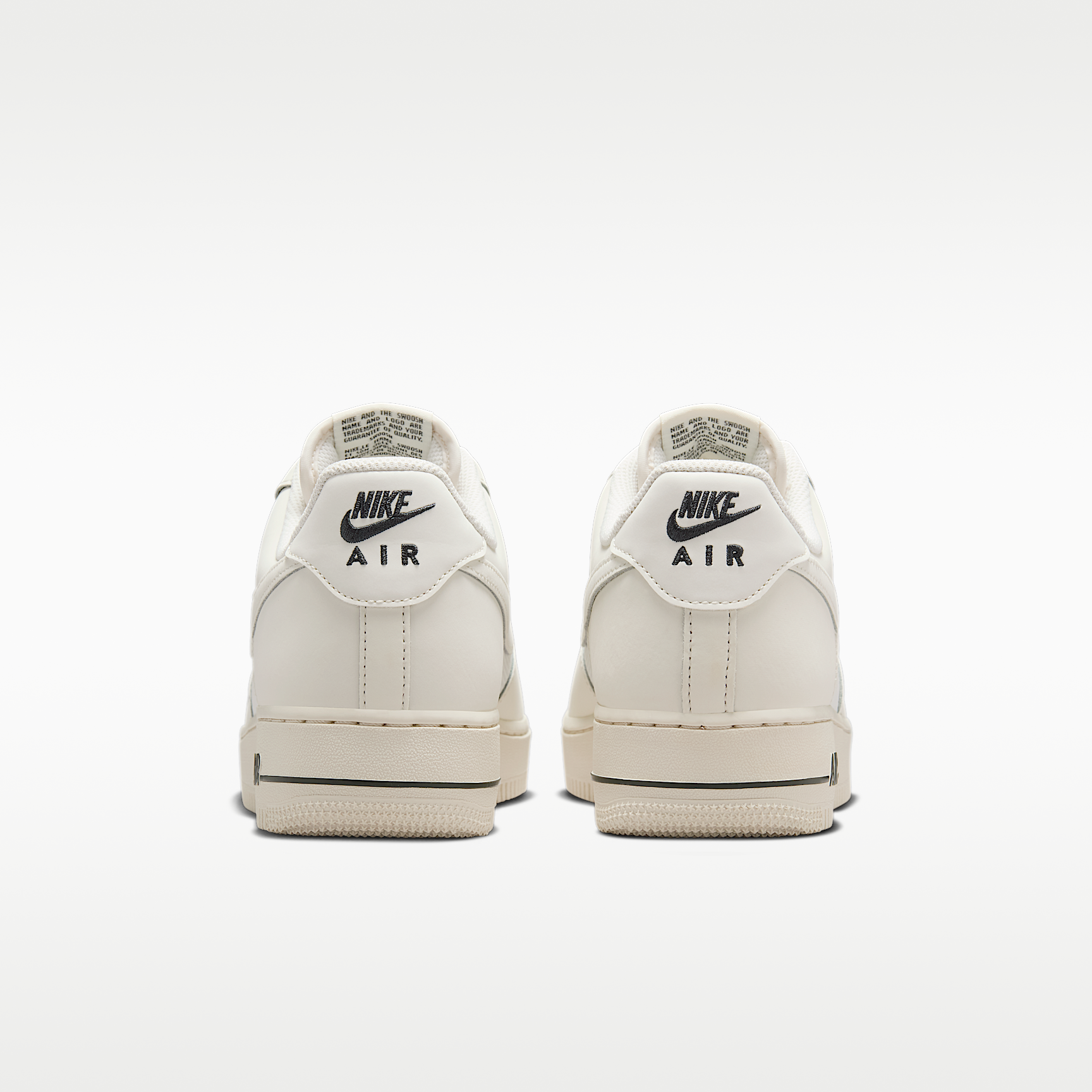 Nike Air Force 1 '07 LV8