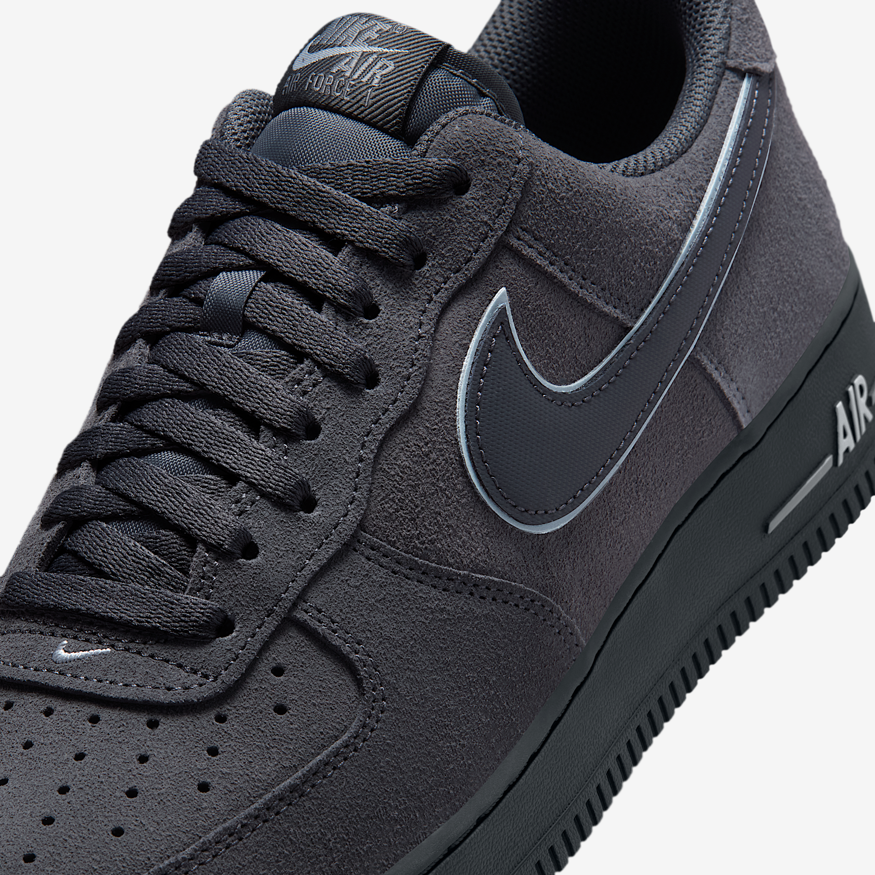 Nike Air Force 1 '07 LV8