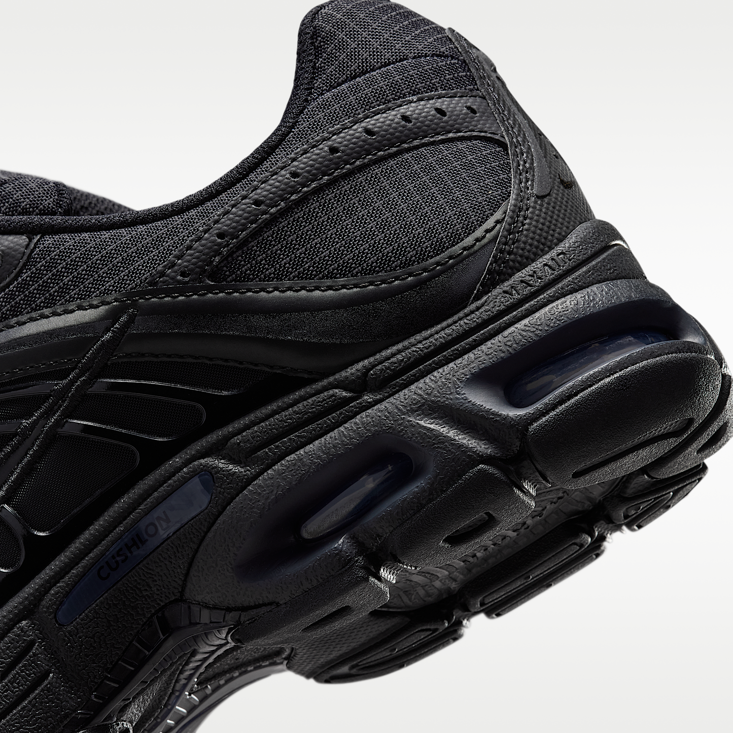Nike Air Max Moto 2K