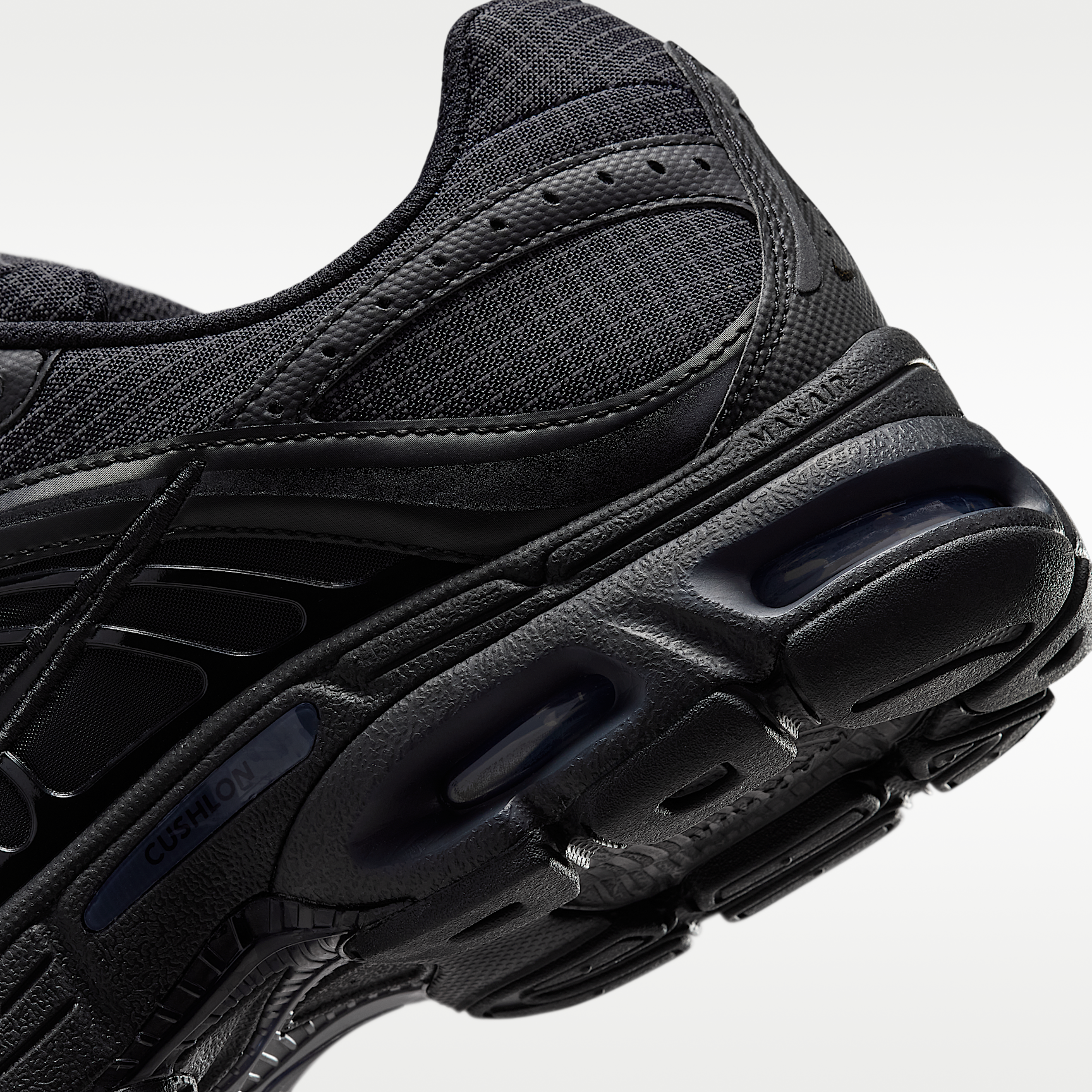 Nike Air Max Moto 2K