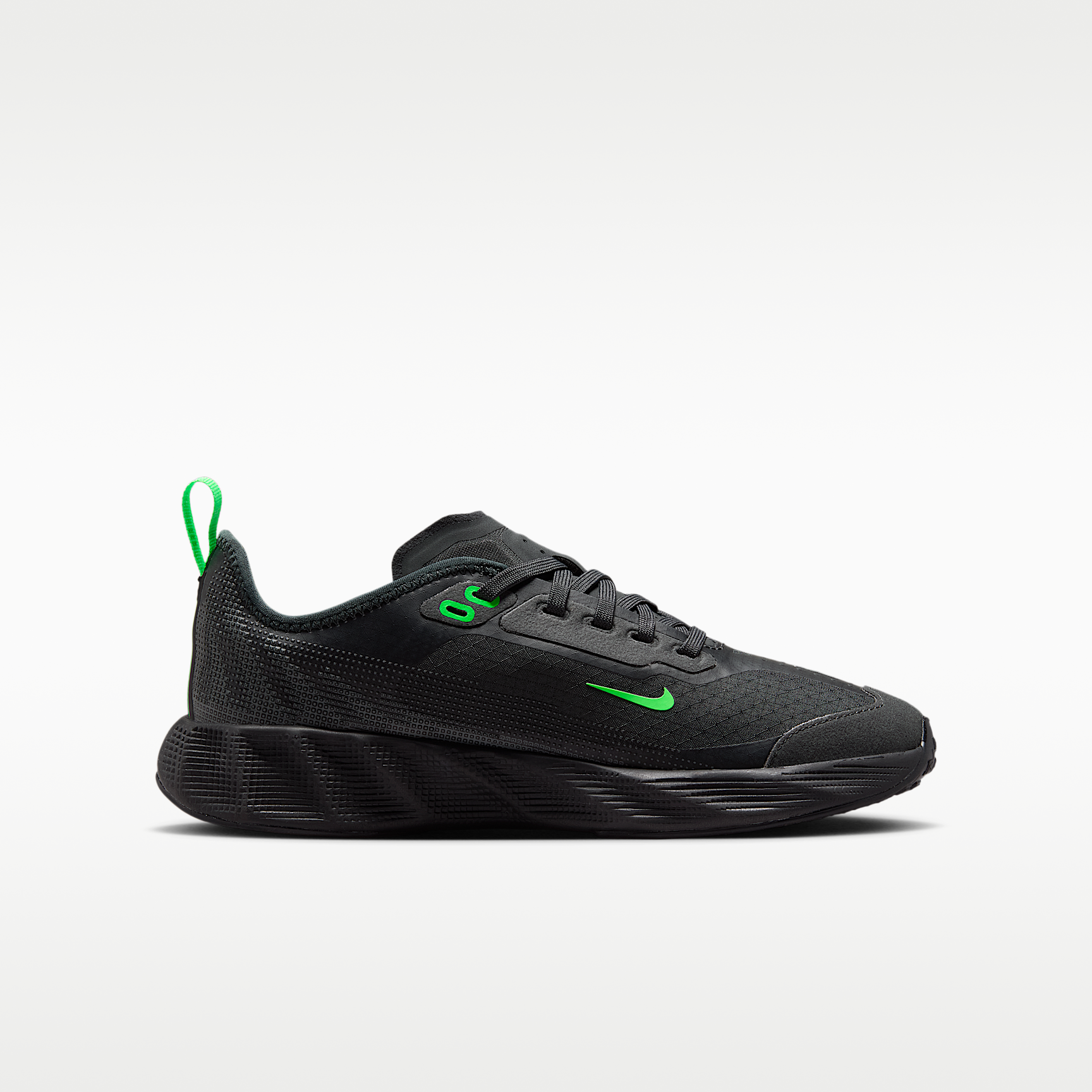 Nike Ava X