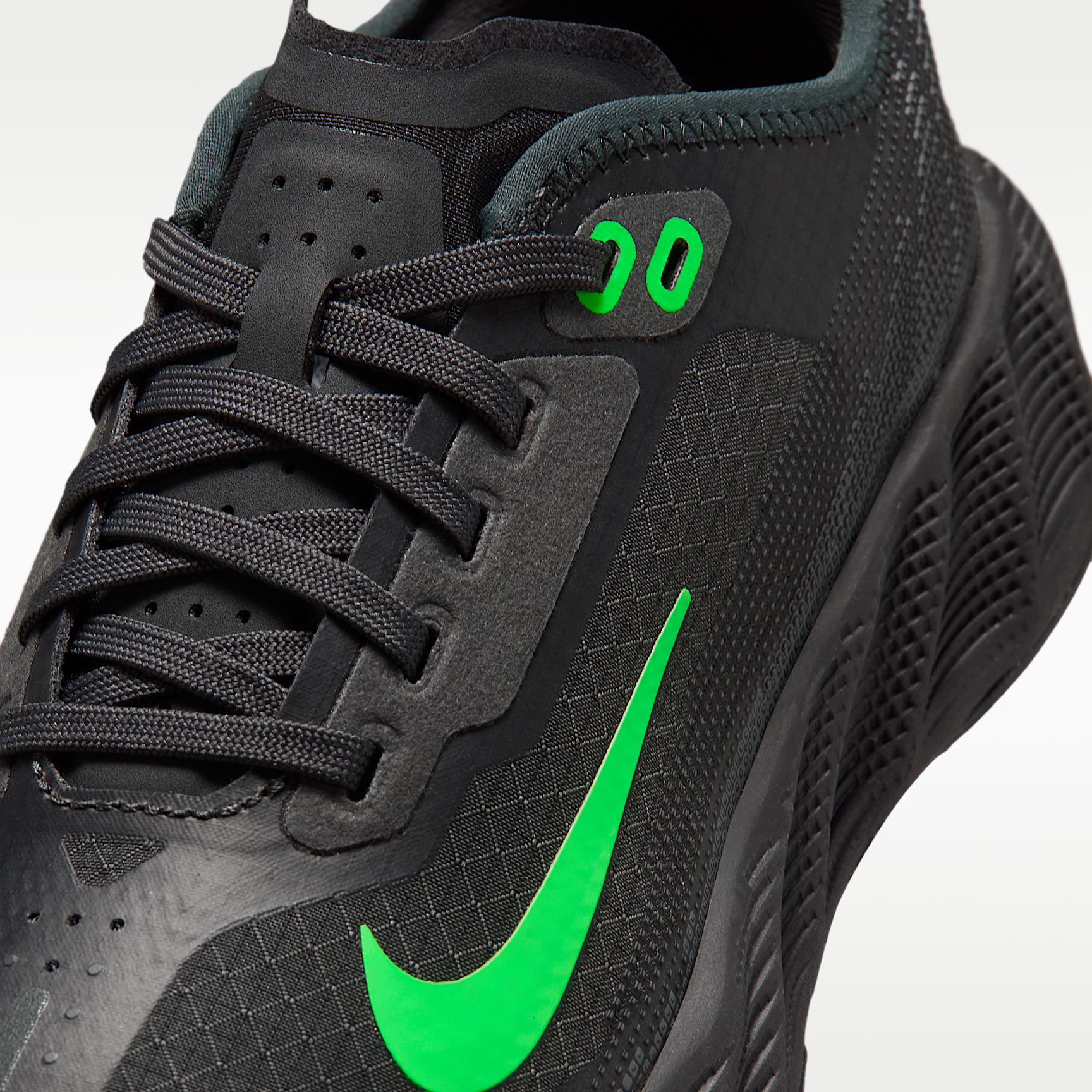 Nike Ava X