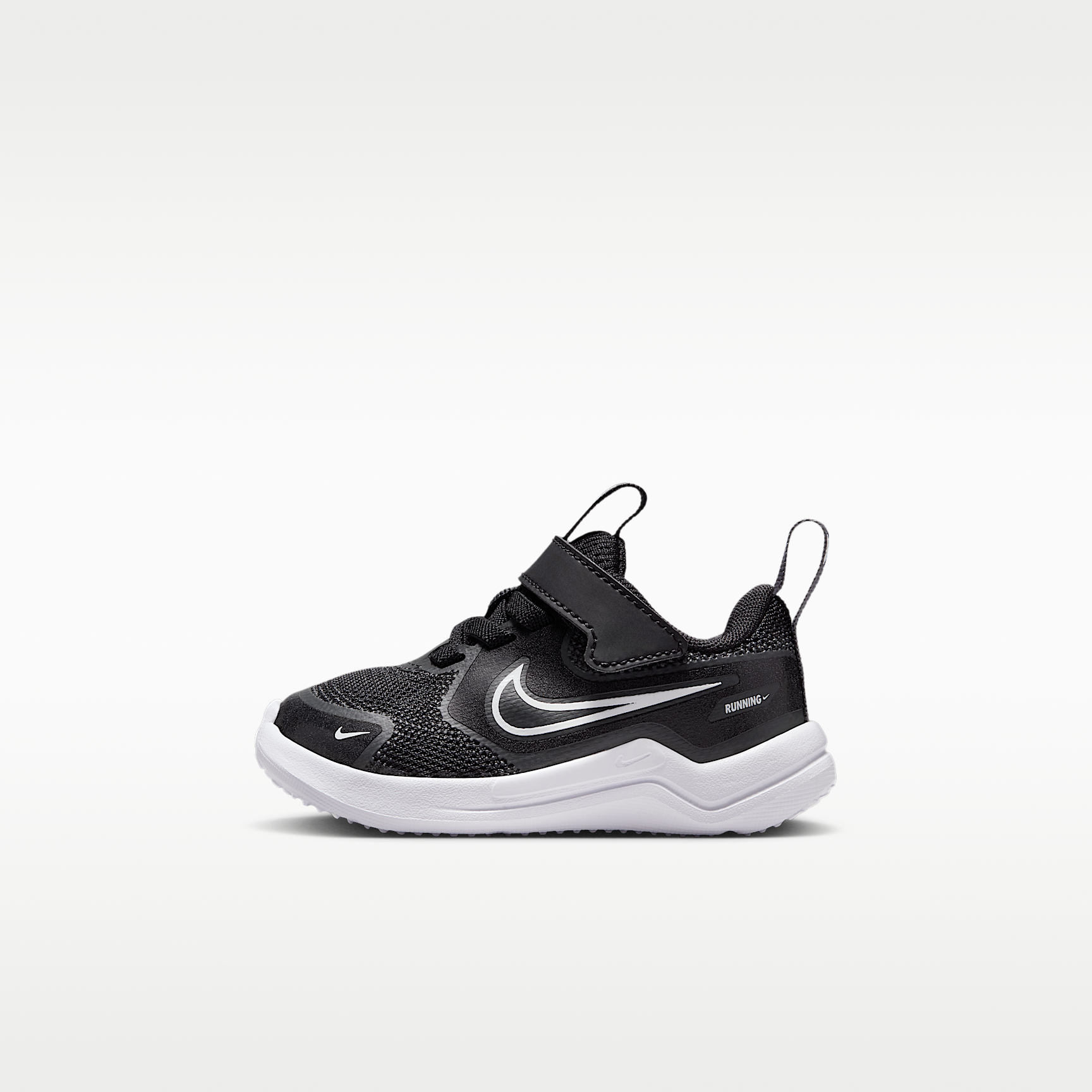 Nike Cosmic Runner