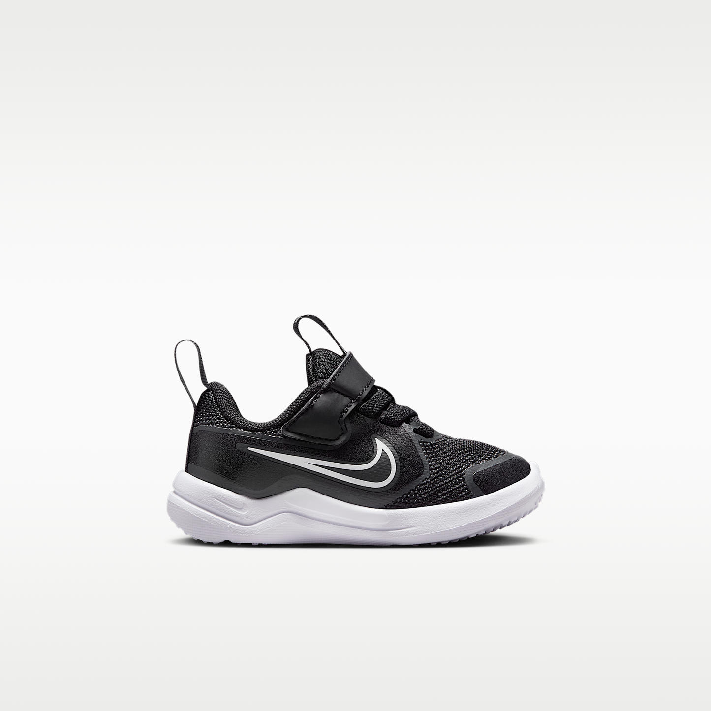 Nike Cosmic Runner