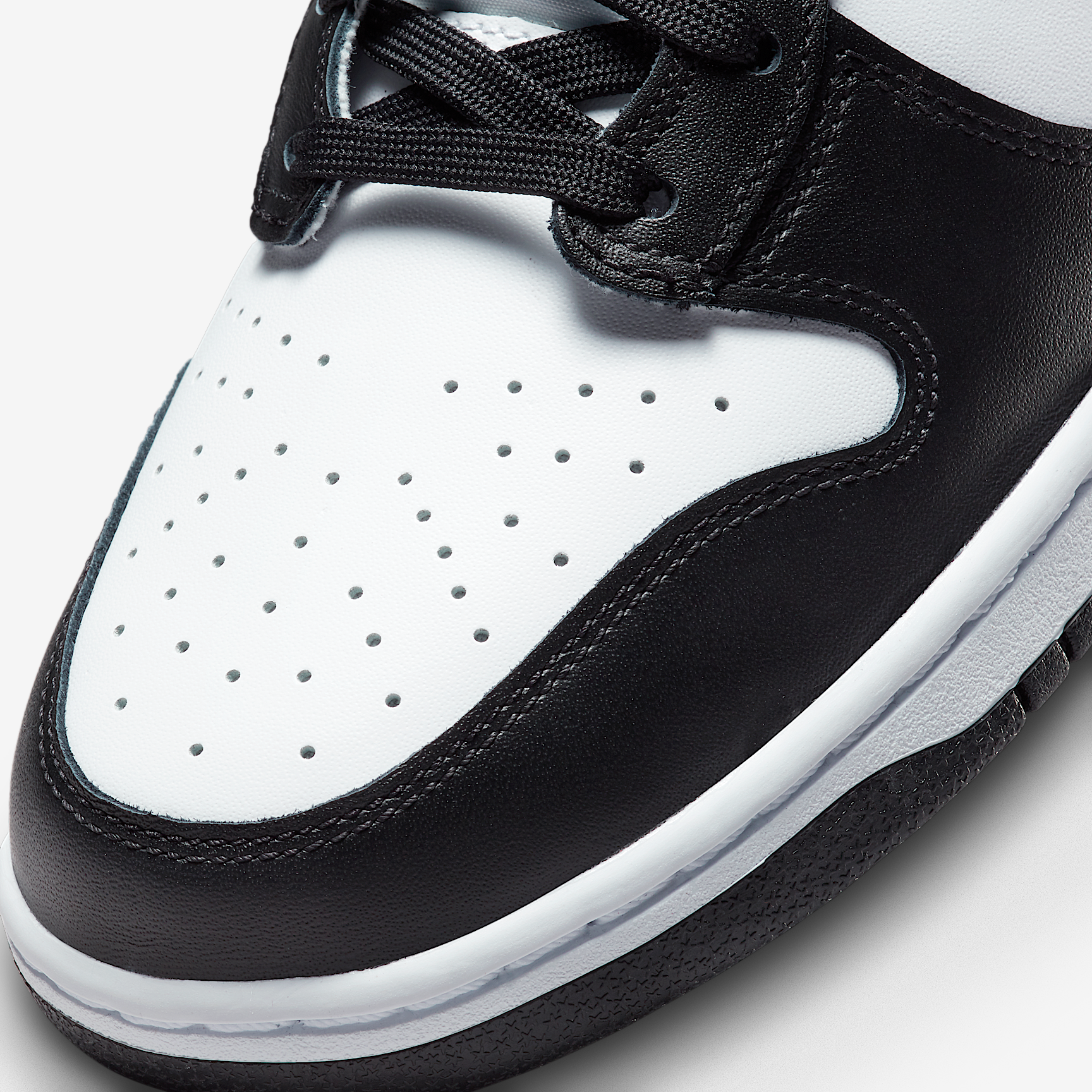 Nike Dunk High Retro