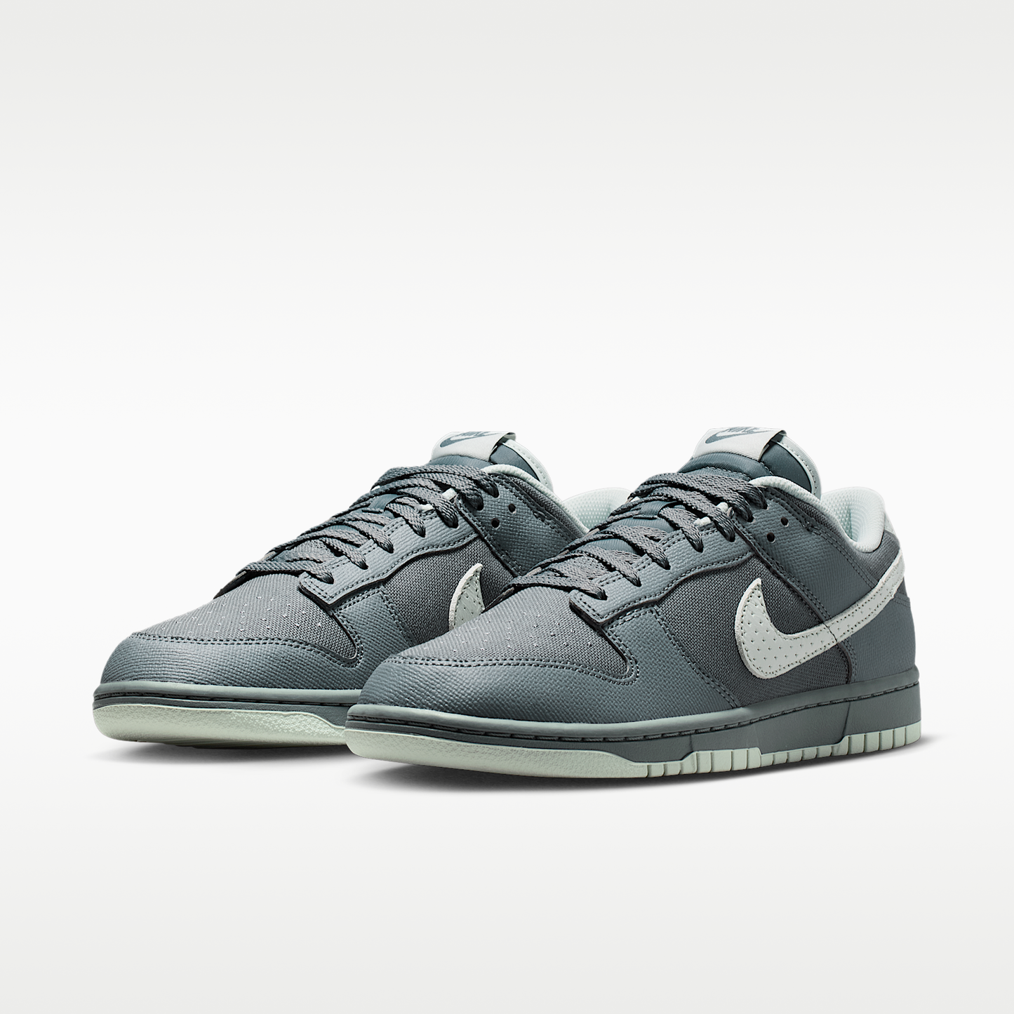 Nike Dunk Low Retro