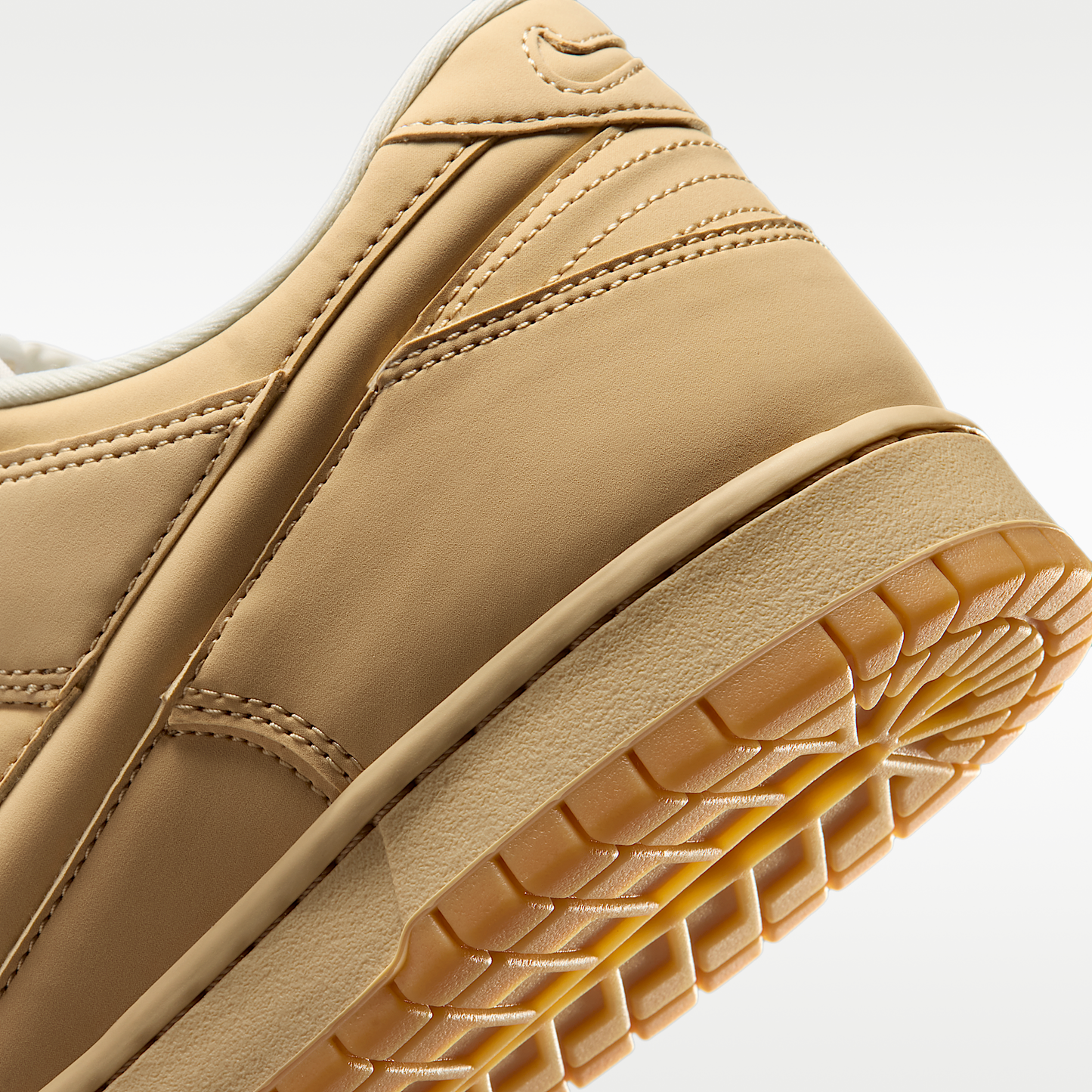 Nike Dunk Low Retro Premium
