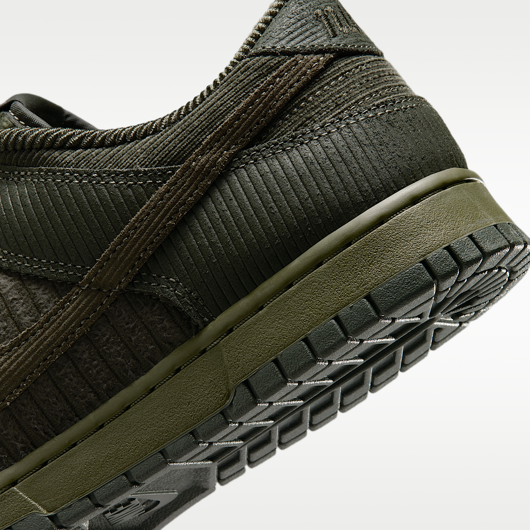 Nike Dunk Low Retro Premium