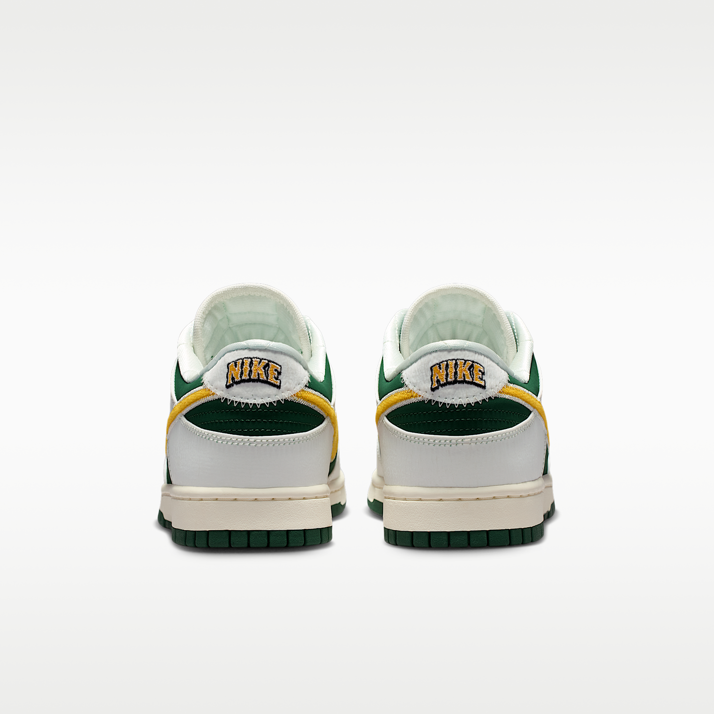Nike Dunk Low Retro