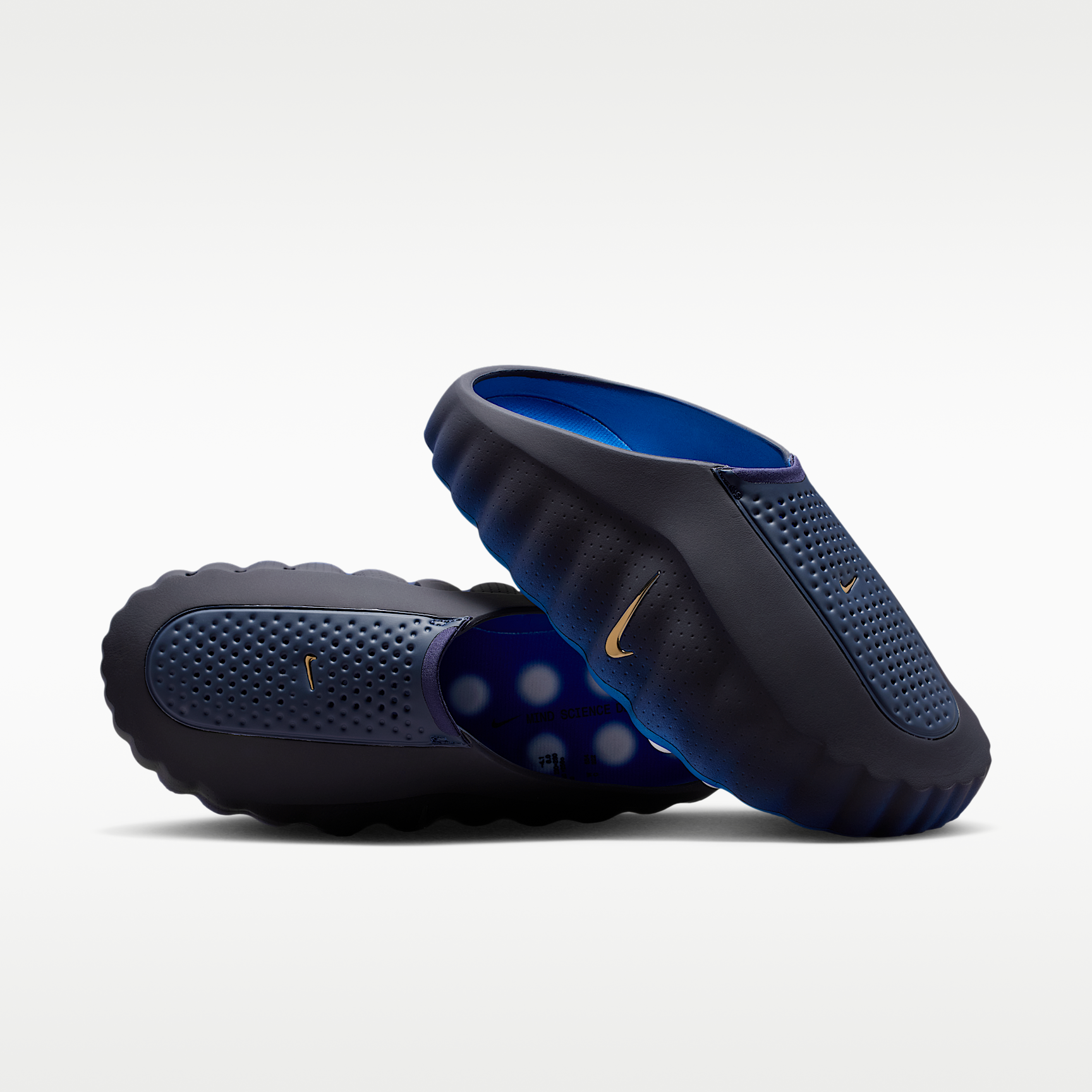 Nike Mind 001