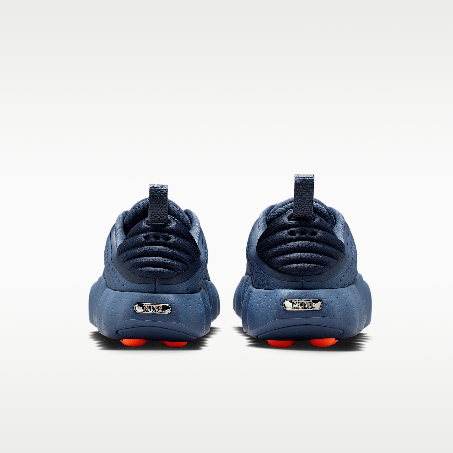 Nike Mind 002