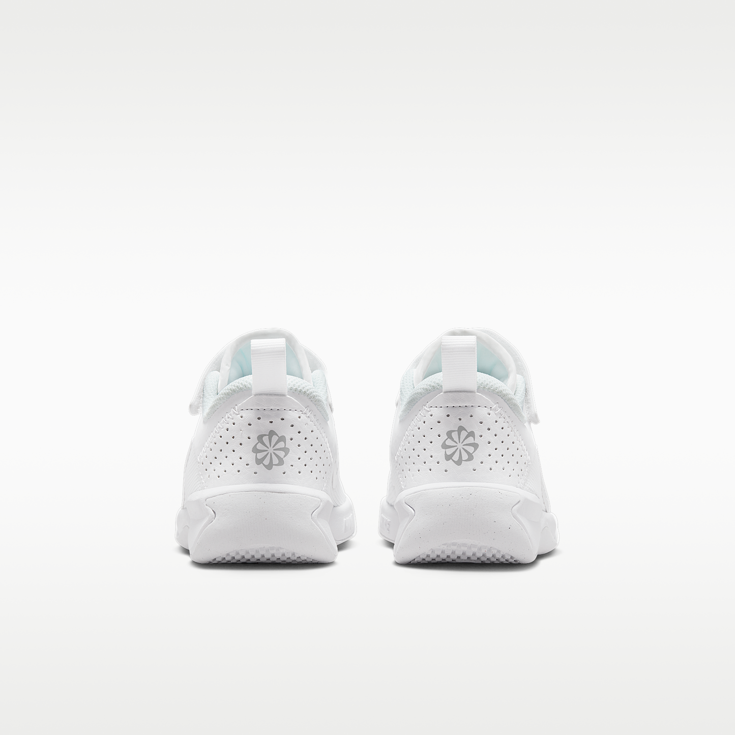 Nike Omni Multi-Court