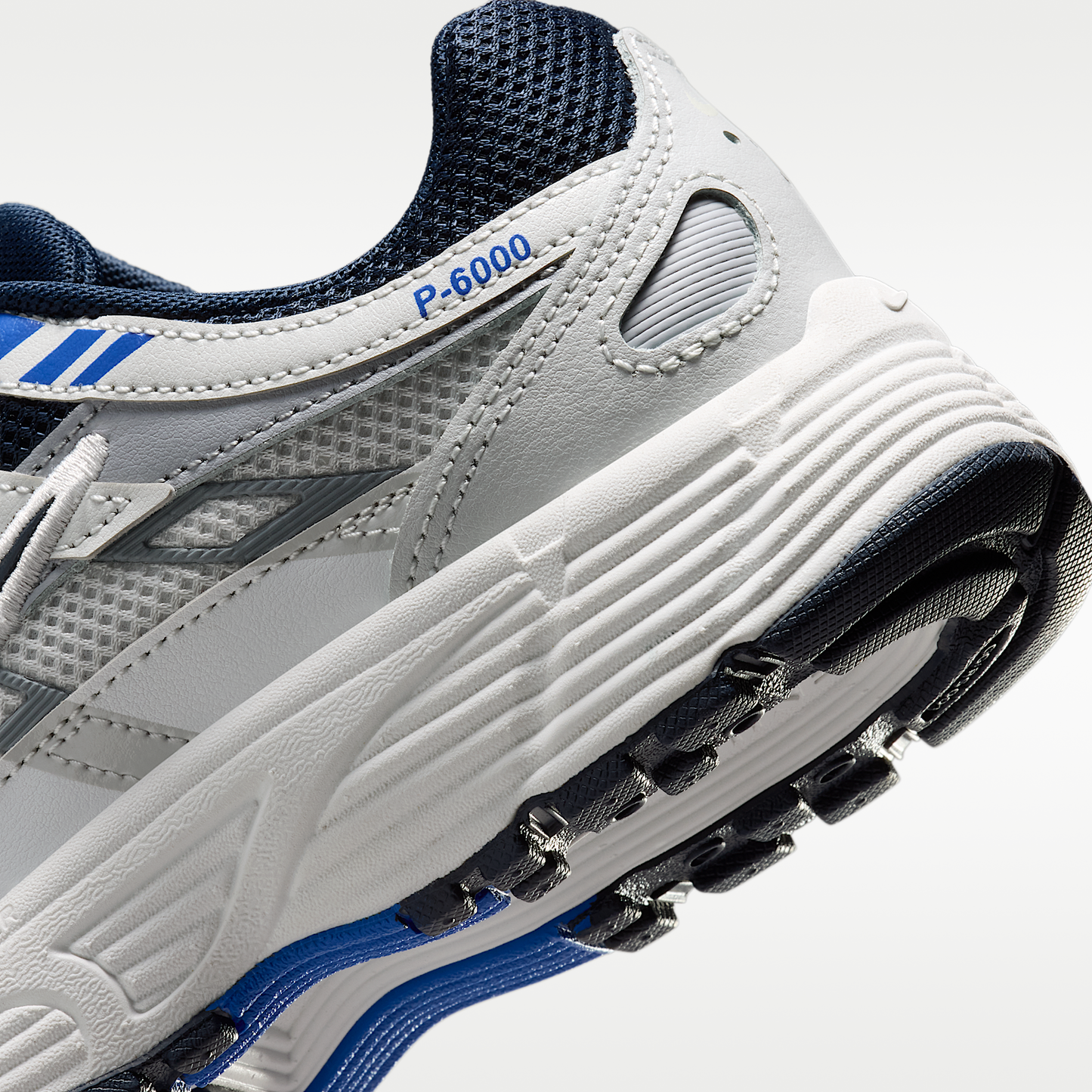 Nike P-6000