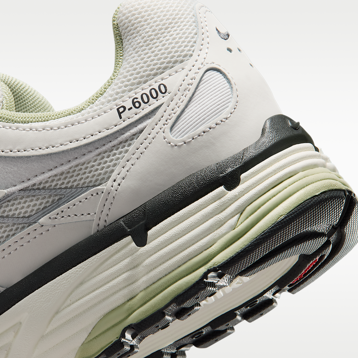 Nike P-6000