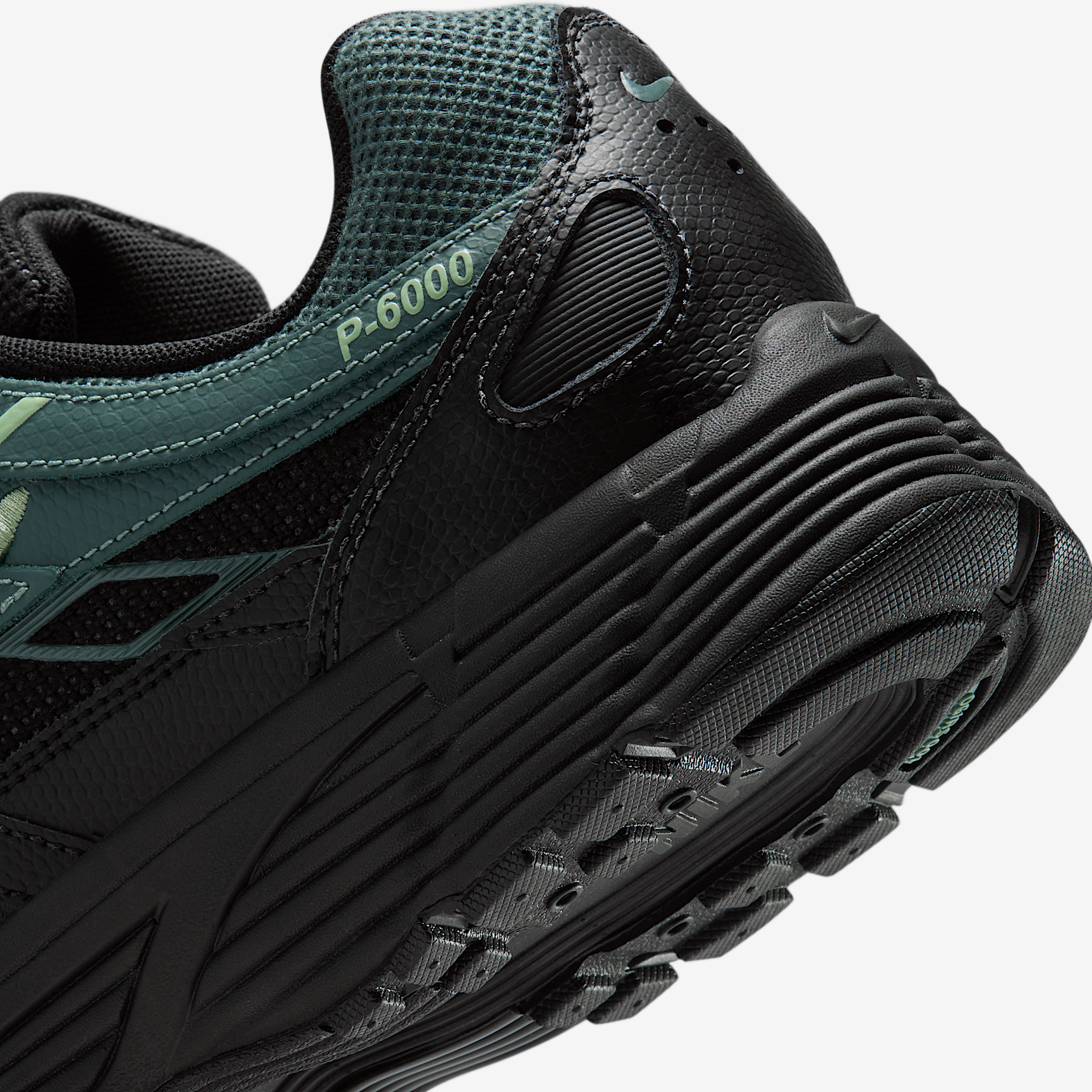 Nike P-6000
