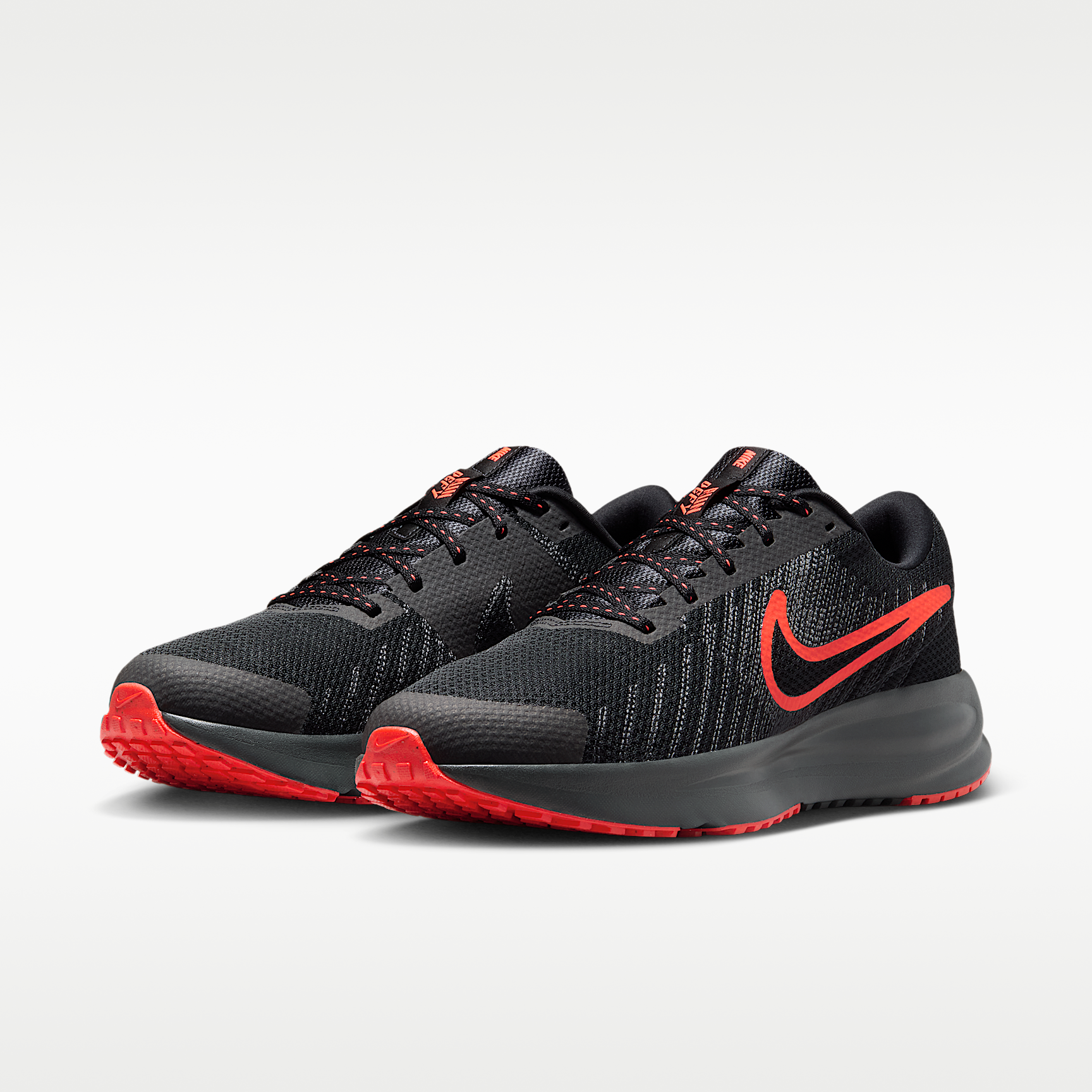 Nike Run Defy