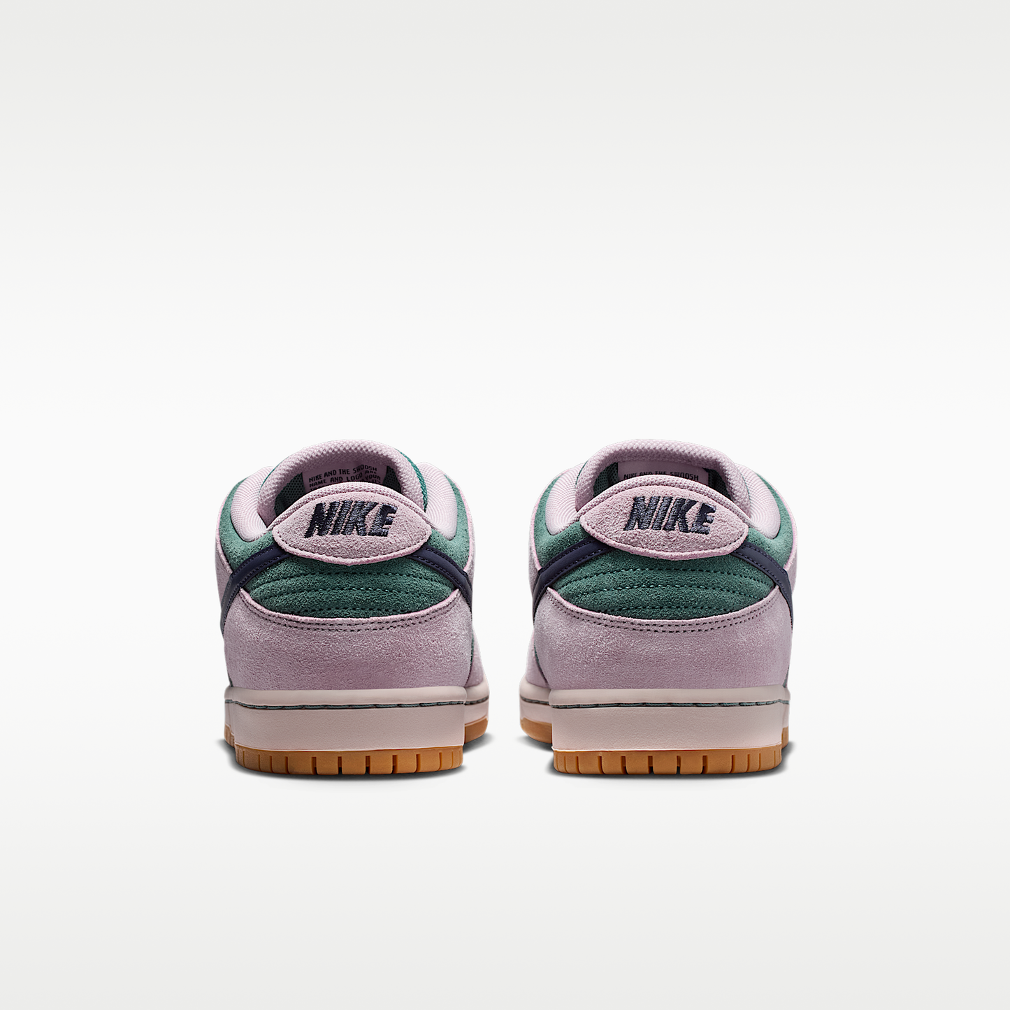 Nike SB Dunk Low Pro