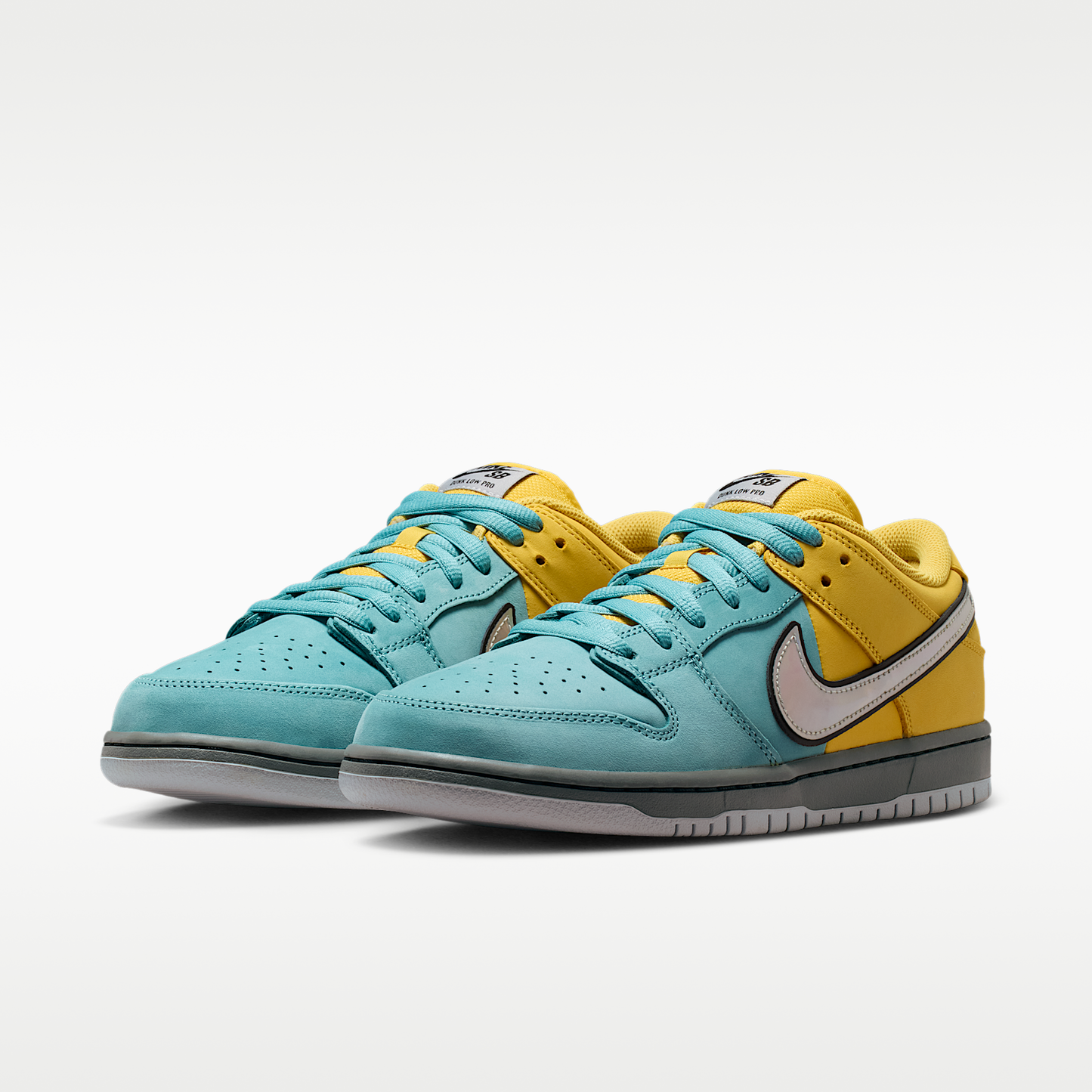 Nike SB Dunk Low Pro