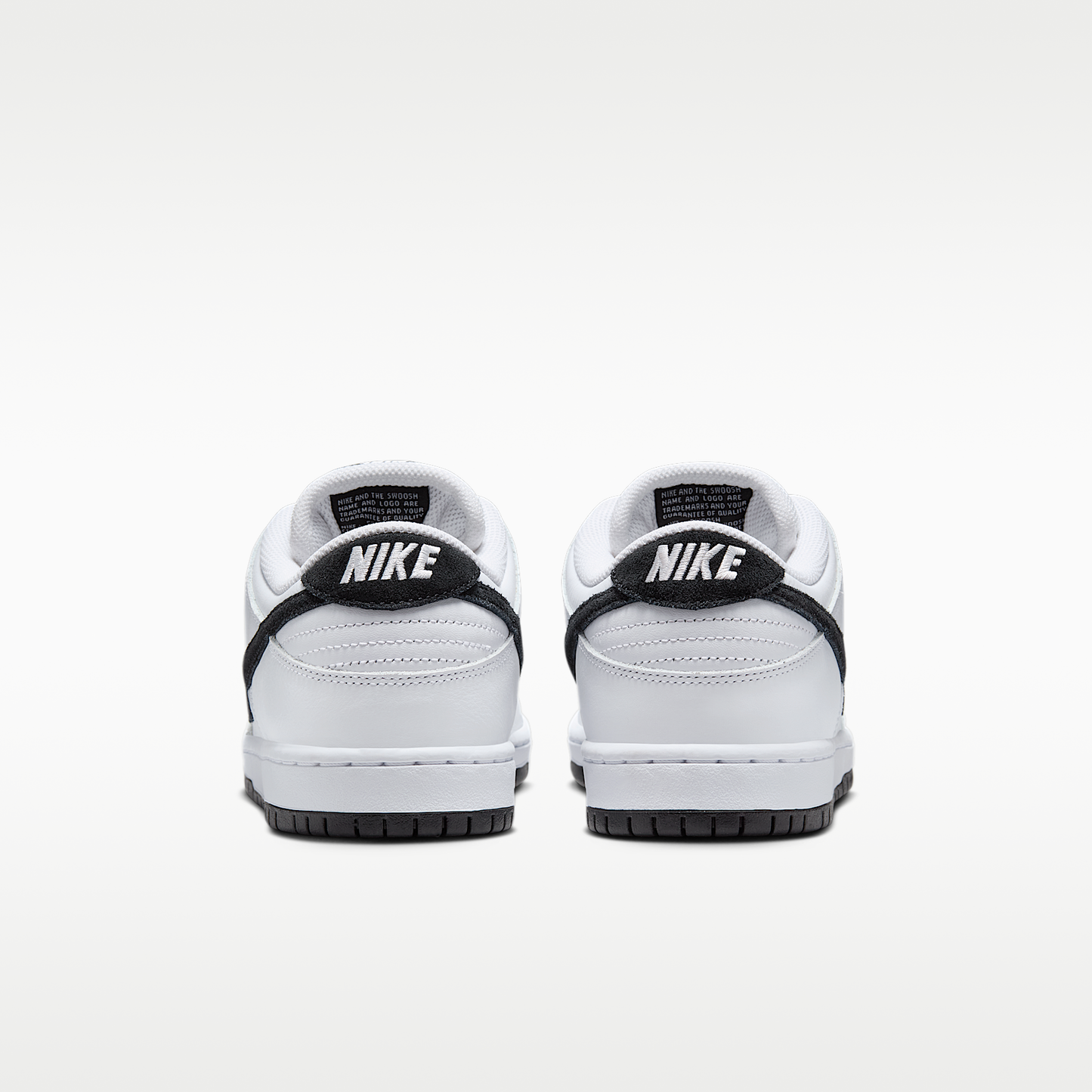 Nike SB Dunk Low Pro