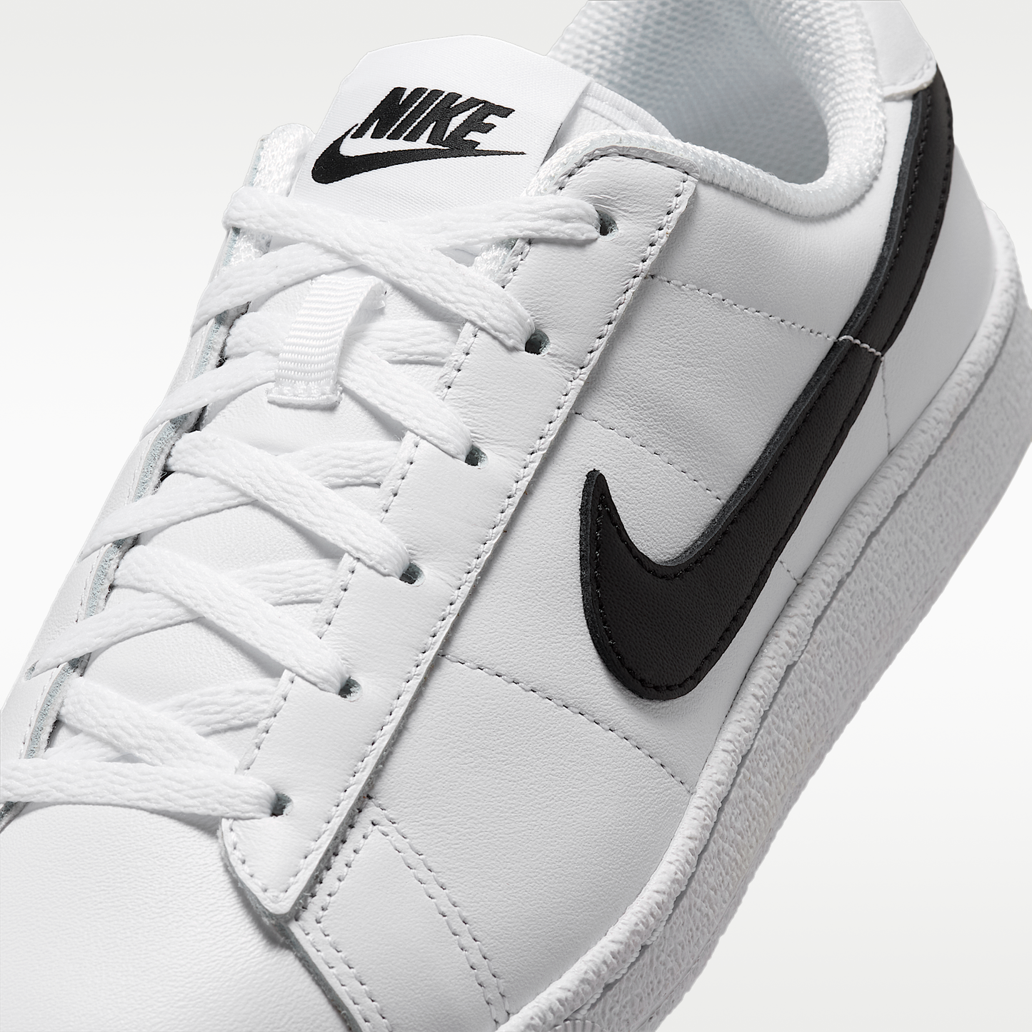 Nike Tennis Classic